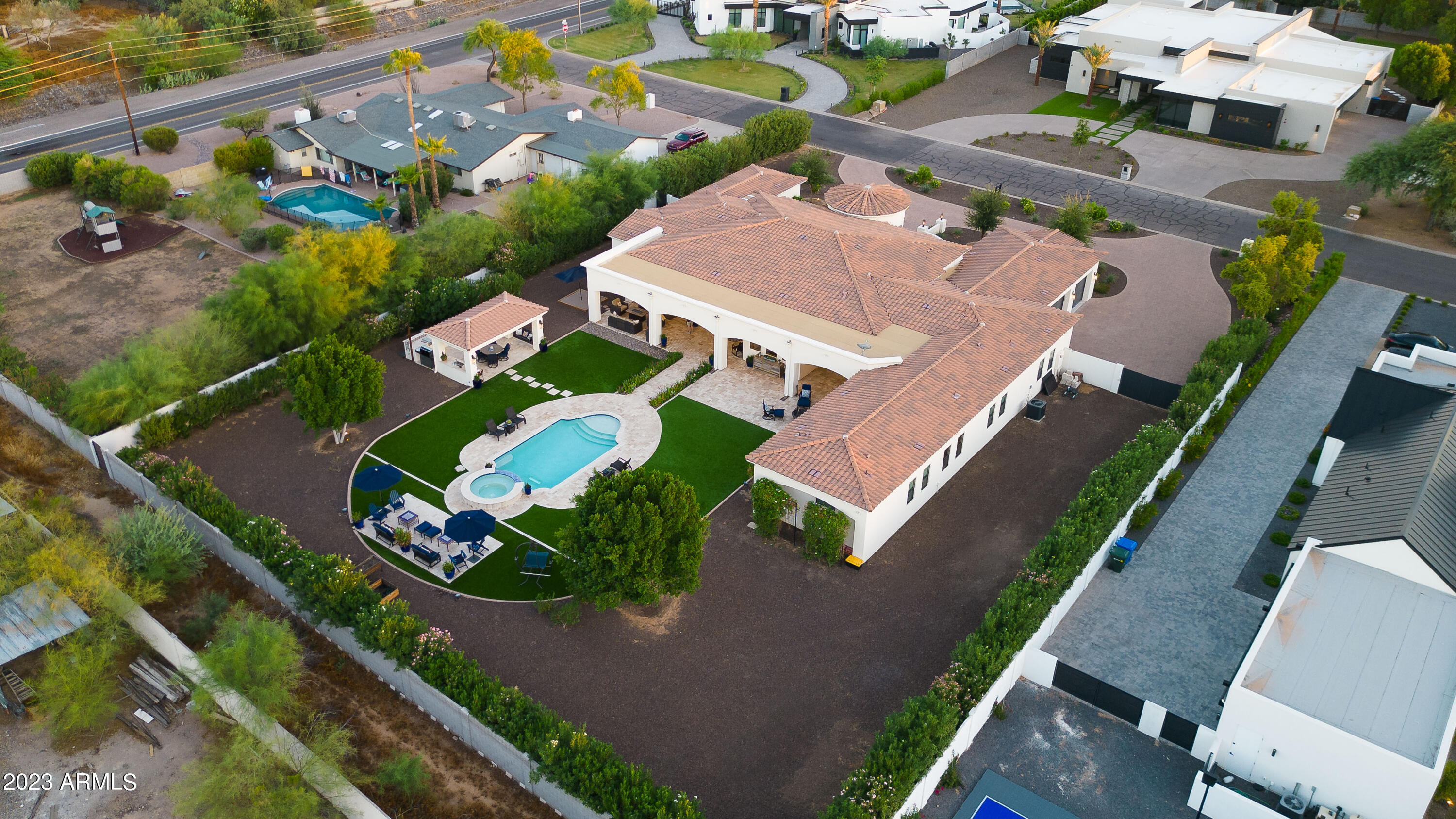 SUNBURST FARMS EAST 5 - Residential