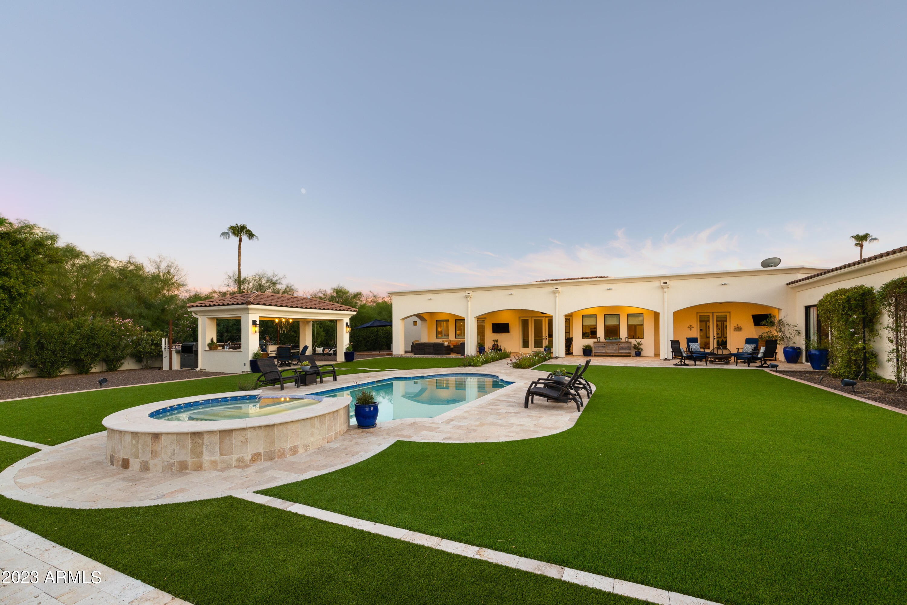 SUNBURST FARMS EAST 5 - Residential