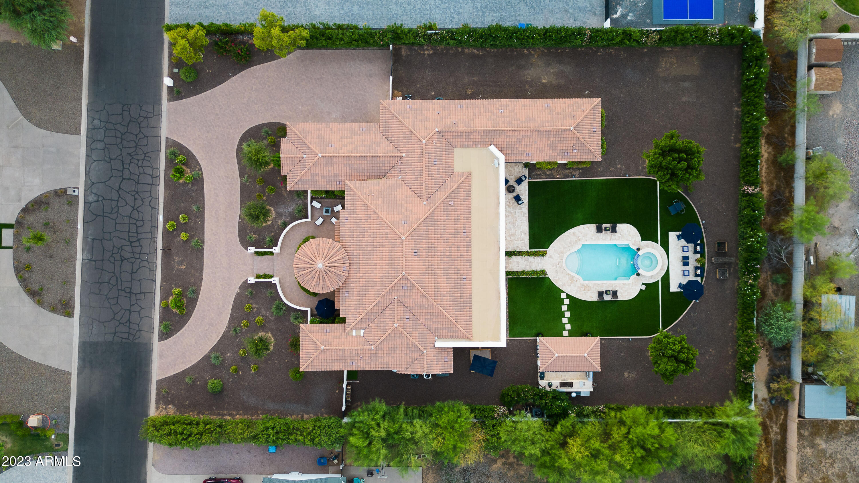 SUNBURST FARMS EAST 5 - Residential