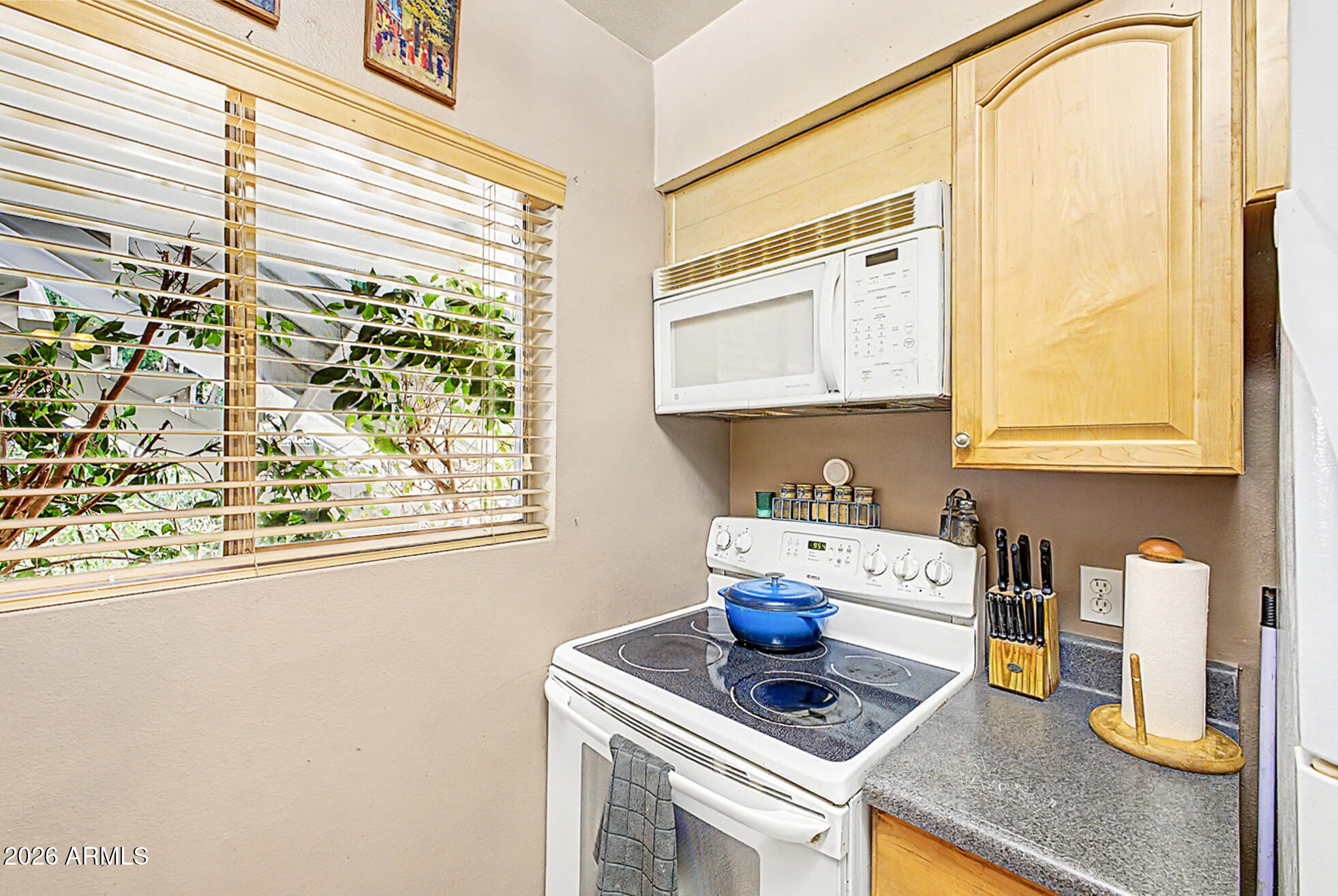 MONTEBELLO GARDENS - Residential