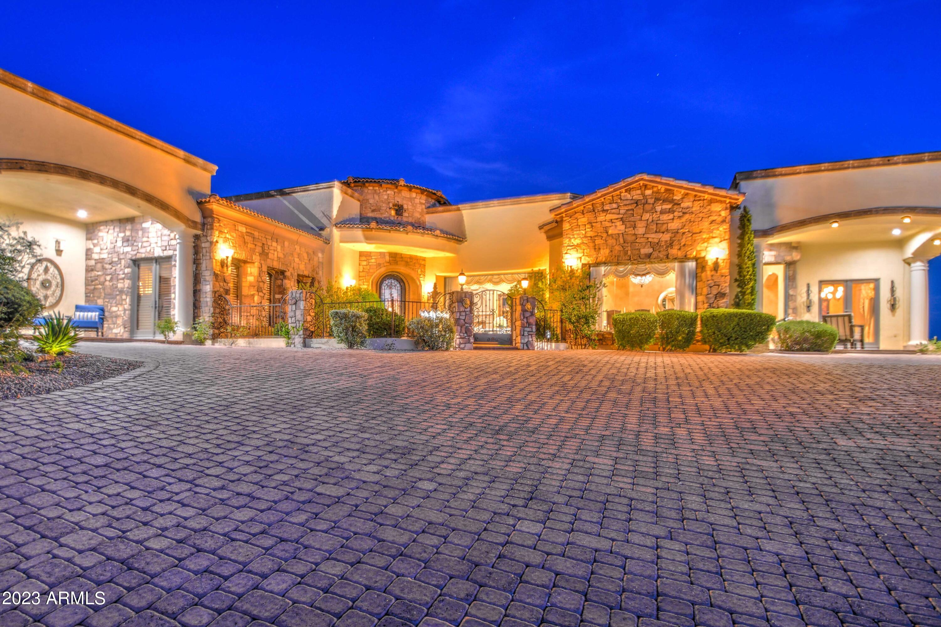 LAS SENDAS - Residential