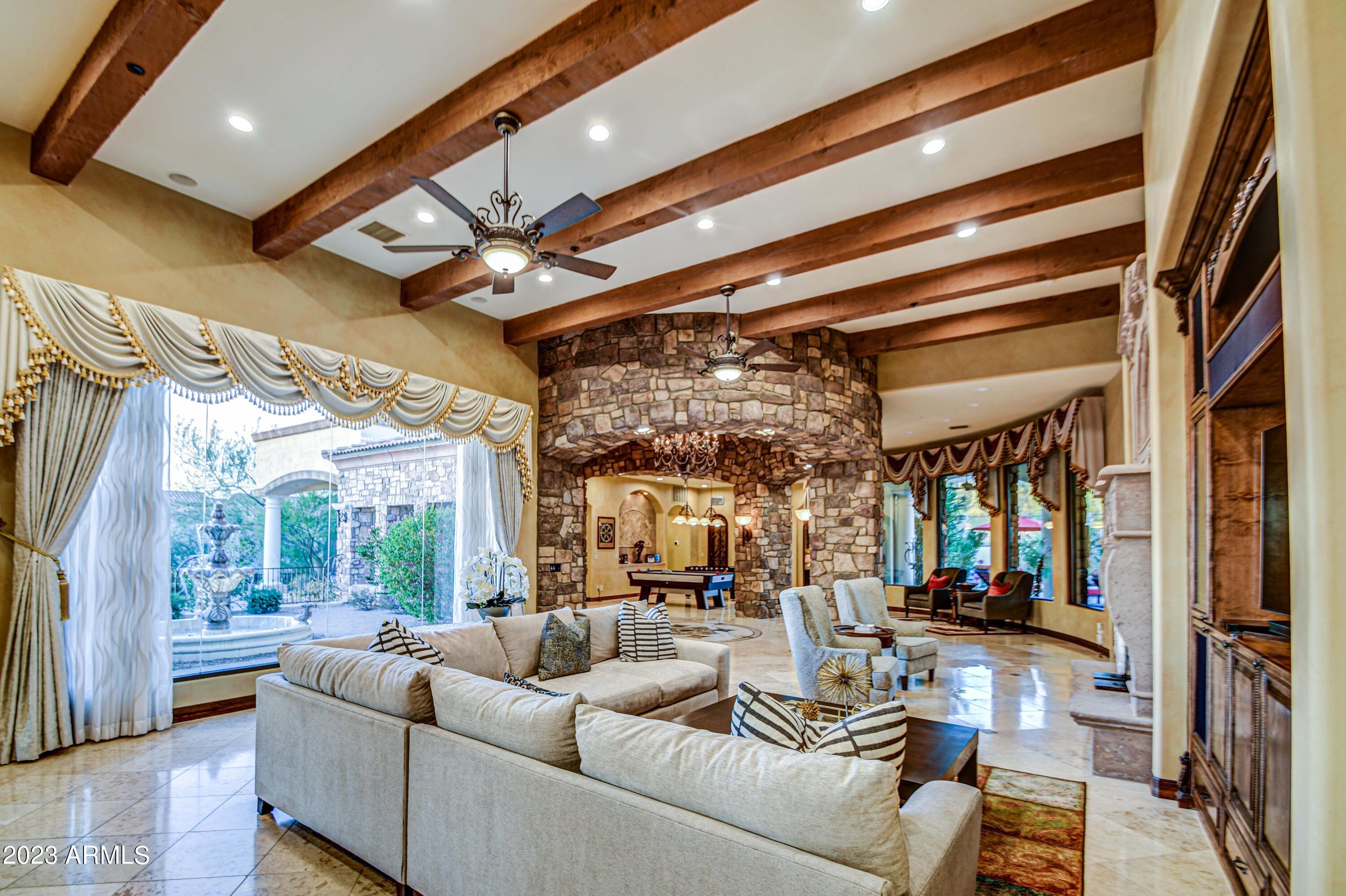LAS SENDAS - Residential