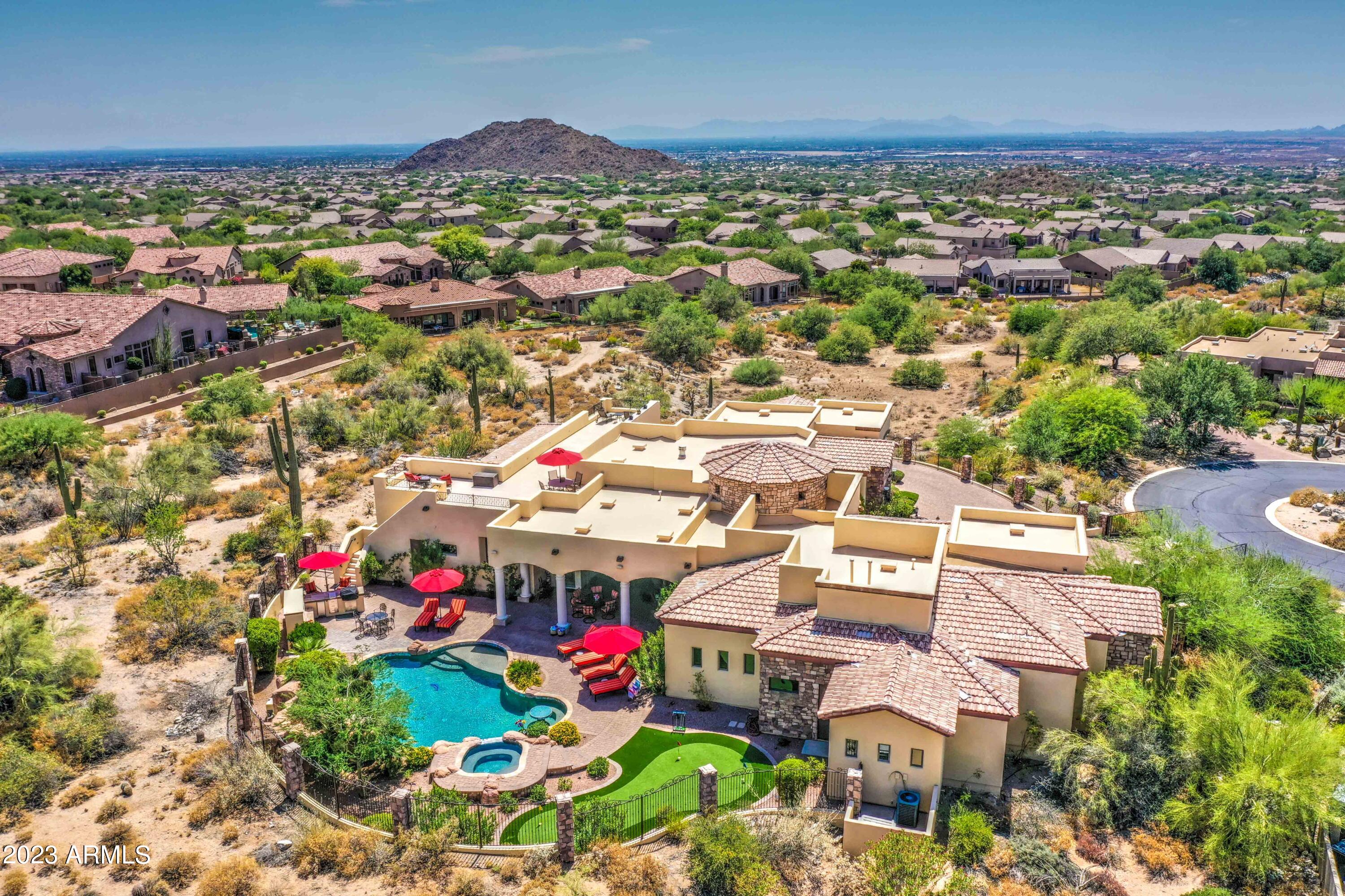 LAS SENDAS - Residential