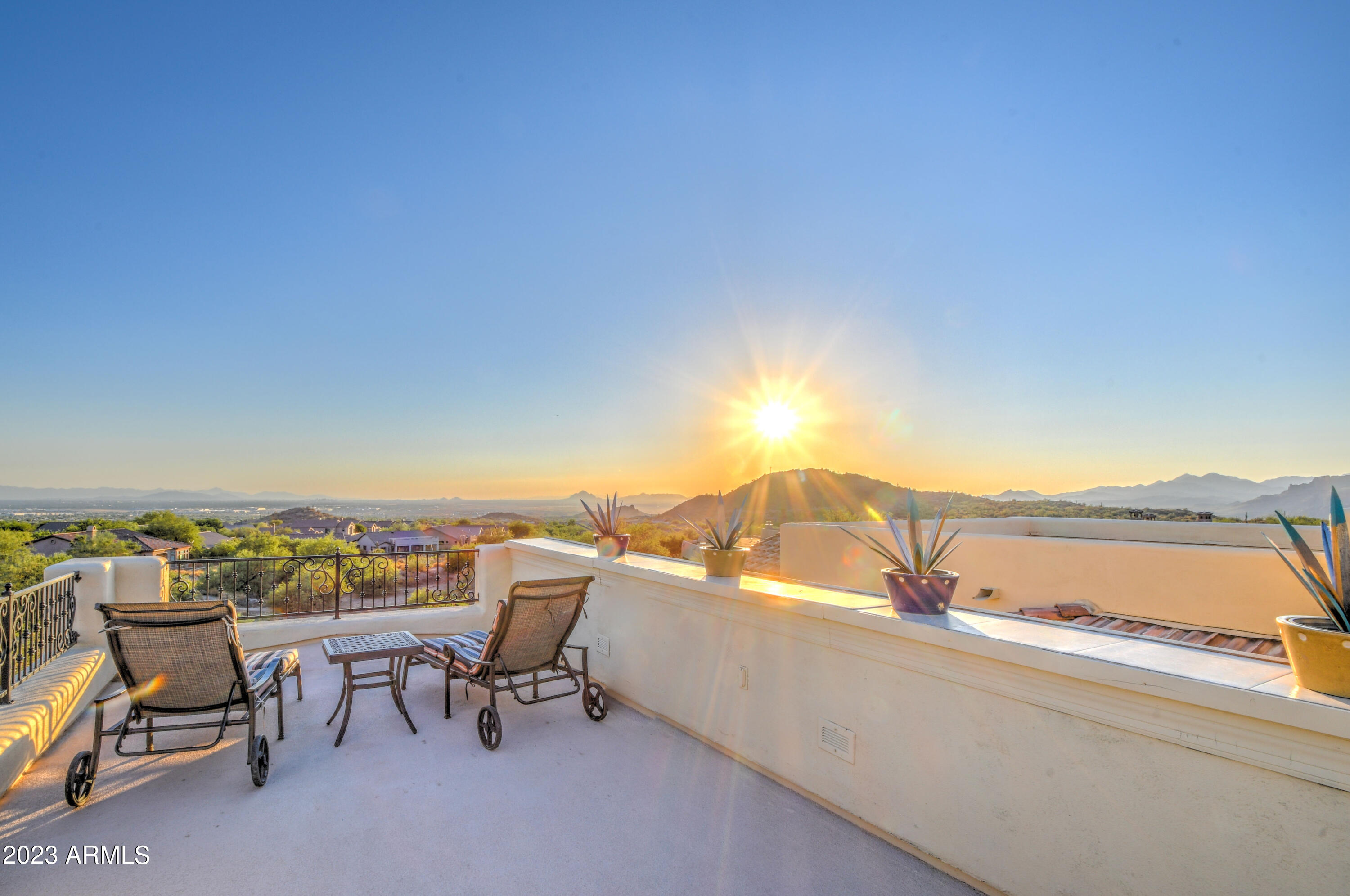 LAS SENDAS - Residential