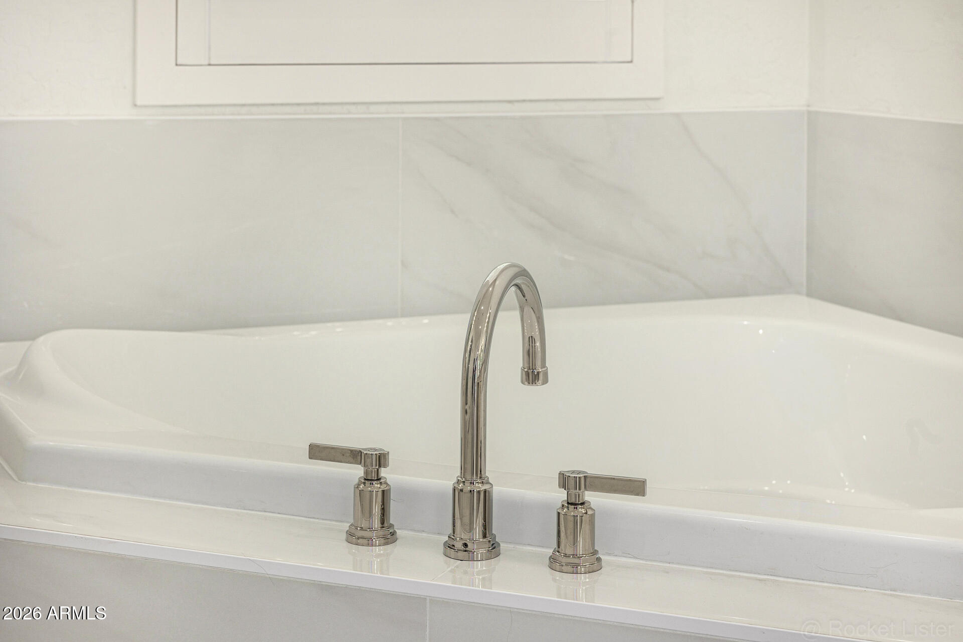 ARBOLEDA UNIT 2 - Residential