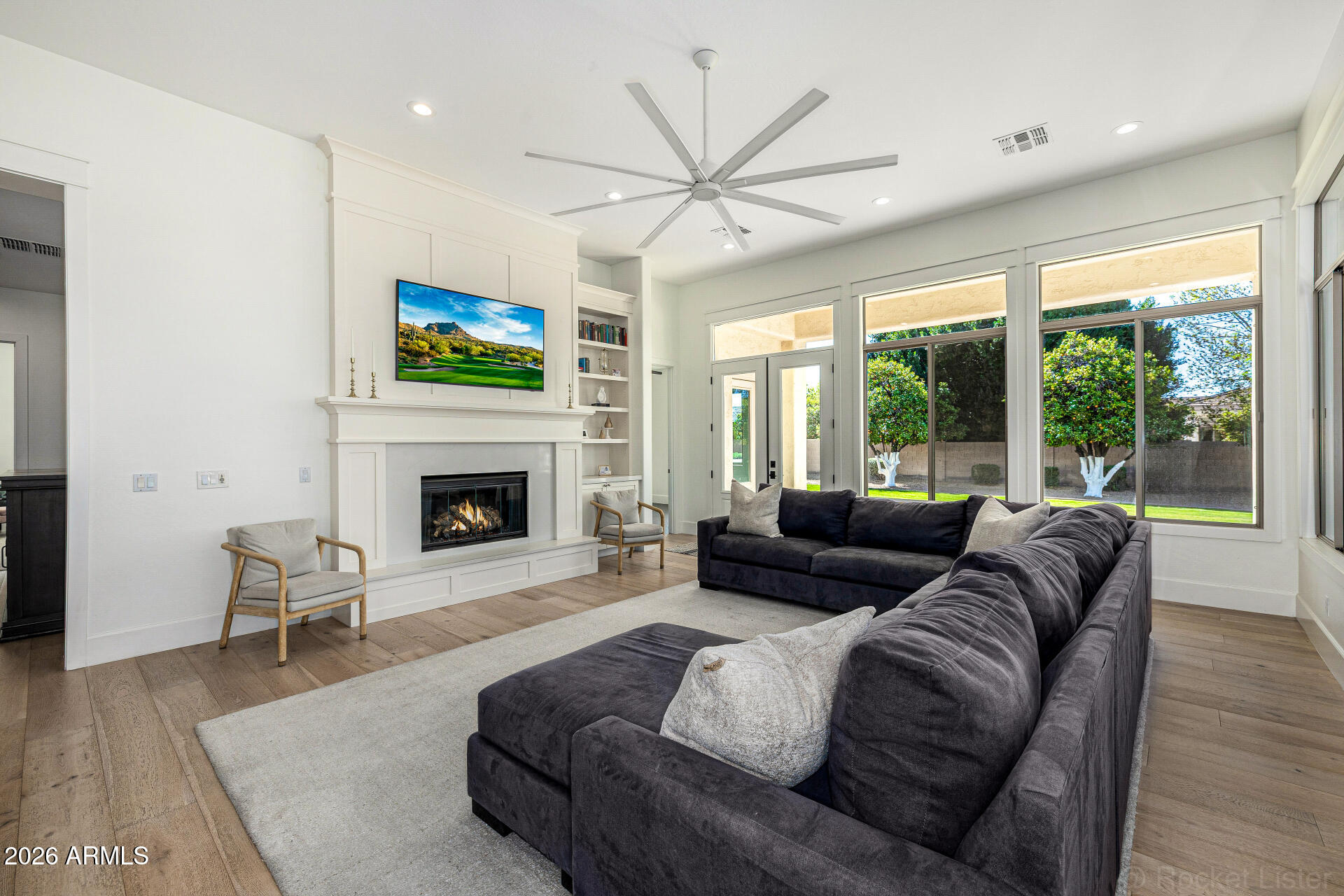 ARBOLEDA UNIT 2 - Residential