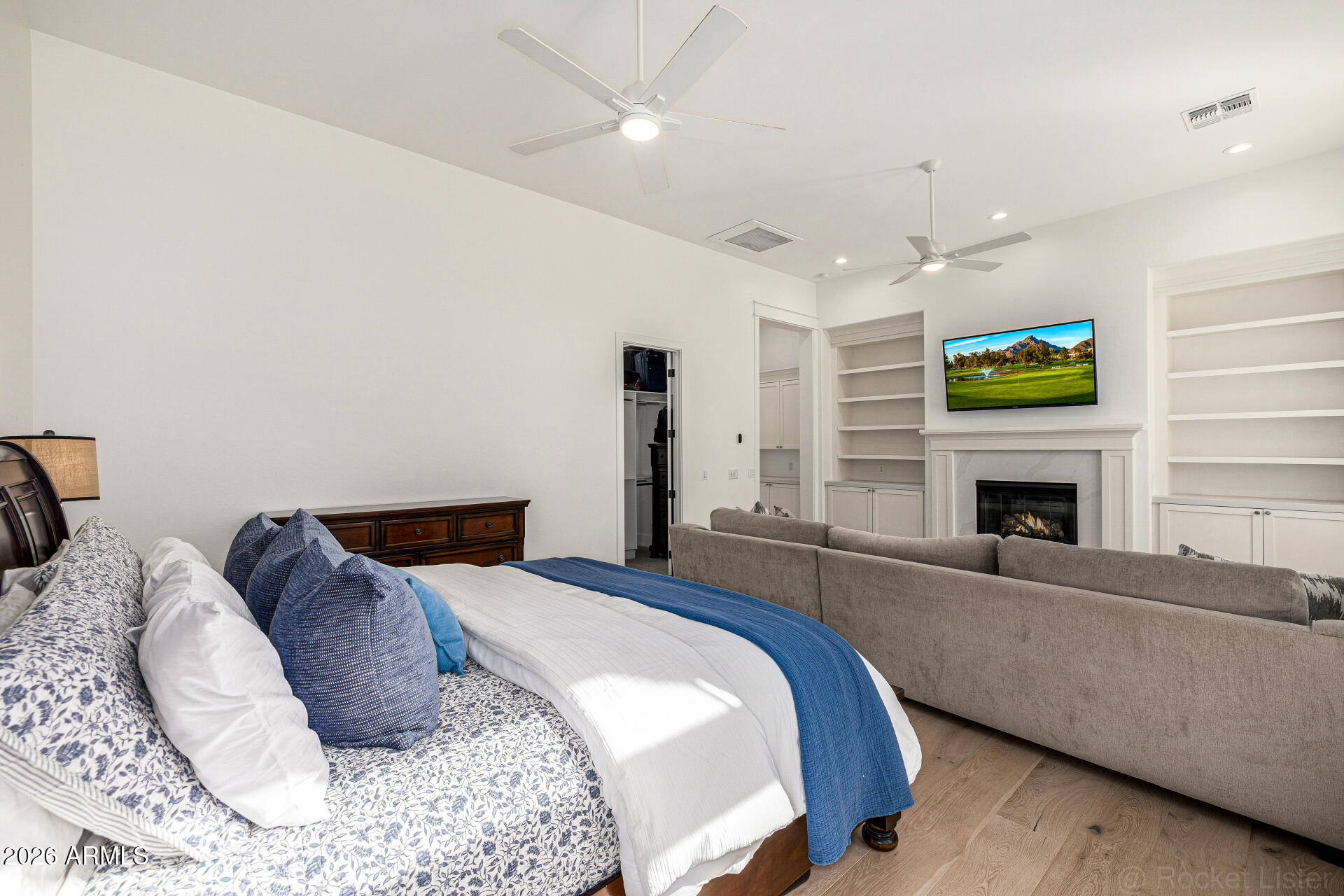 ARBOLEDA UNIT 2 - Residential