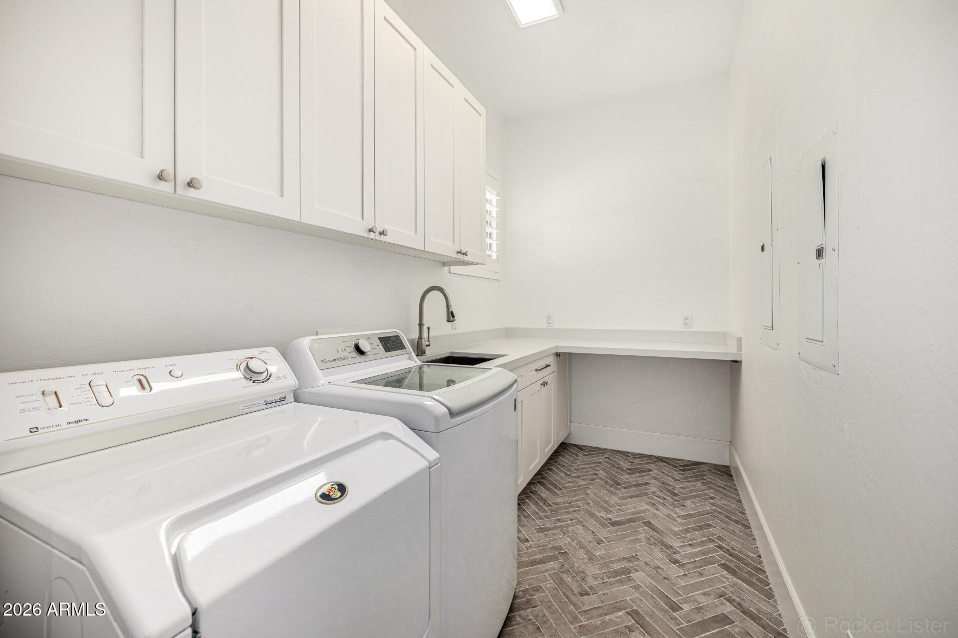ARBOLEDA UNIT 2 - Residential