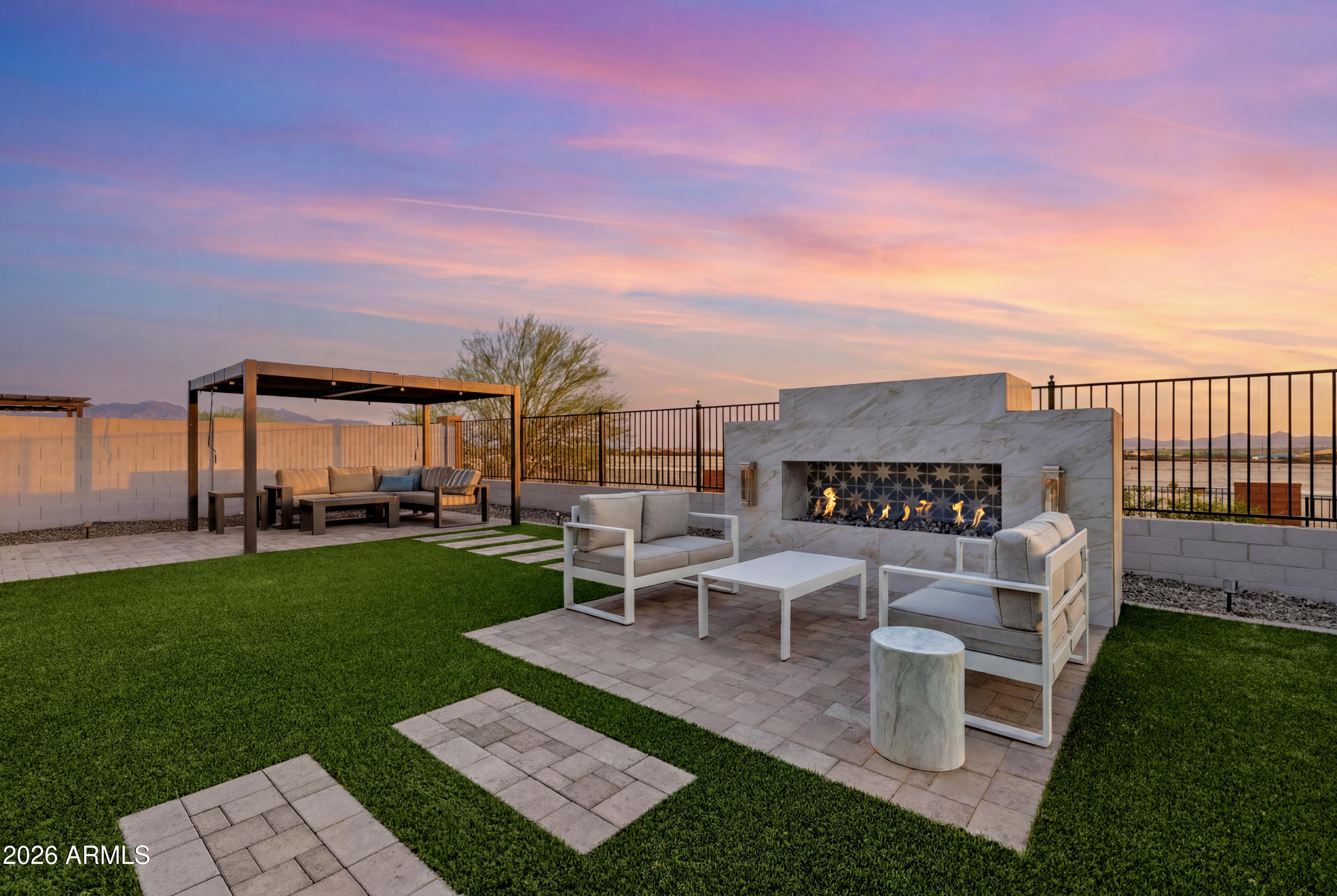 ESTRELLA PARCEL 9.43 - Residential