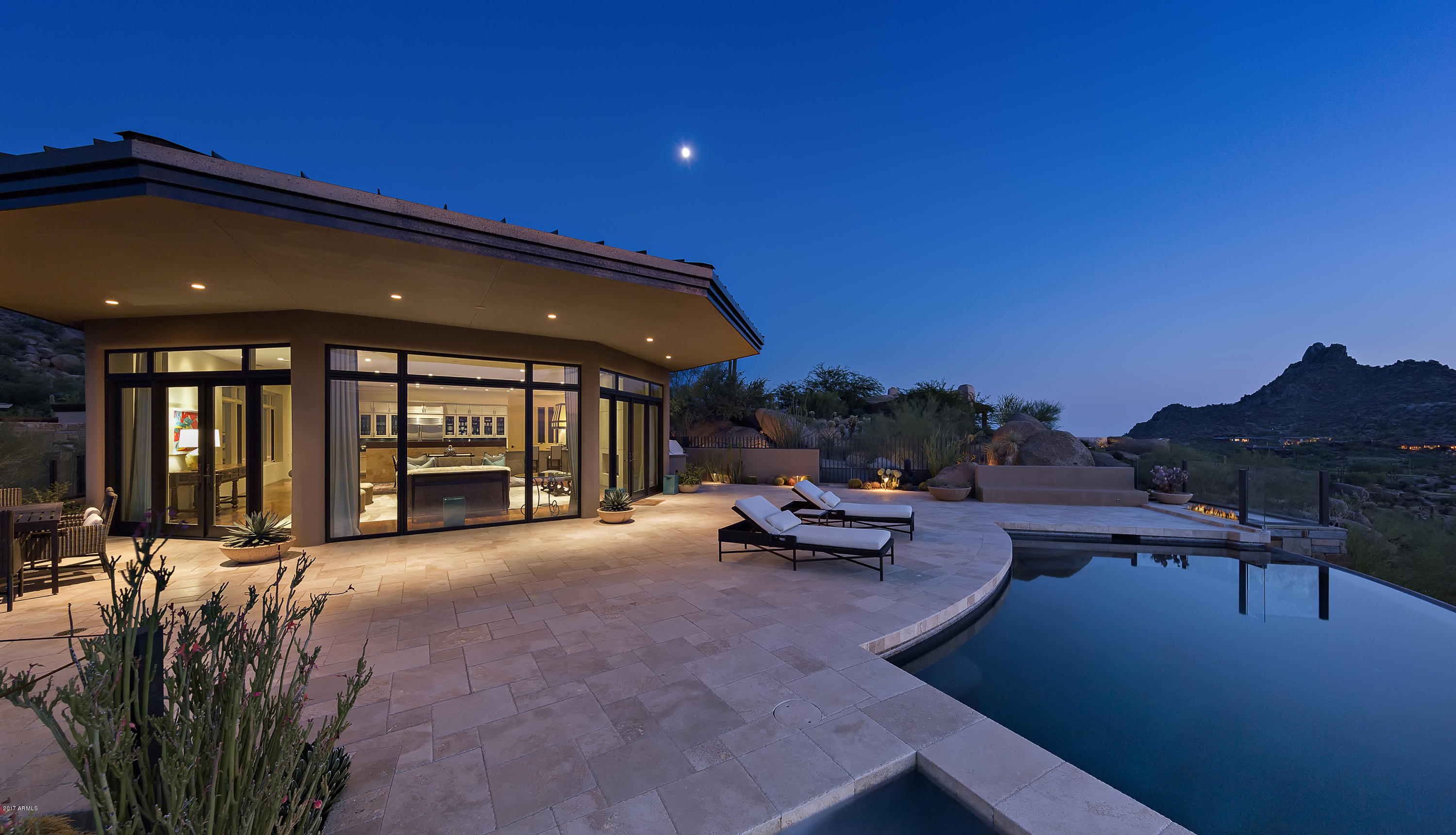 ESTANCIA - Residential