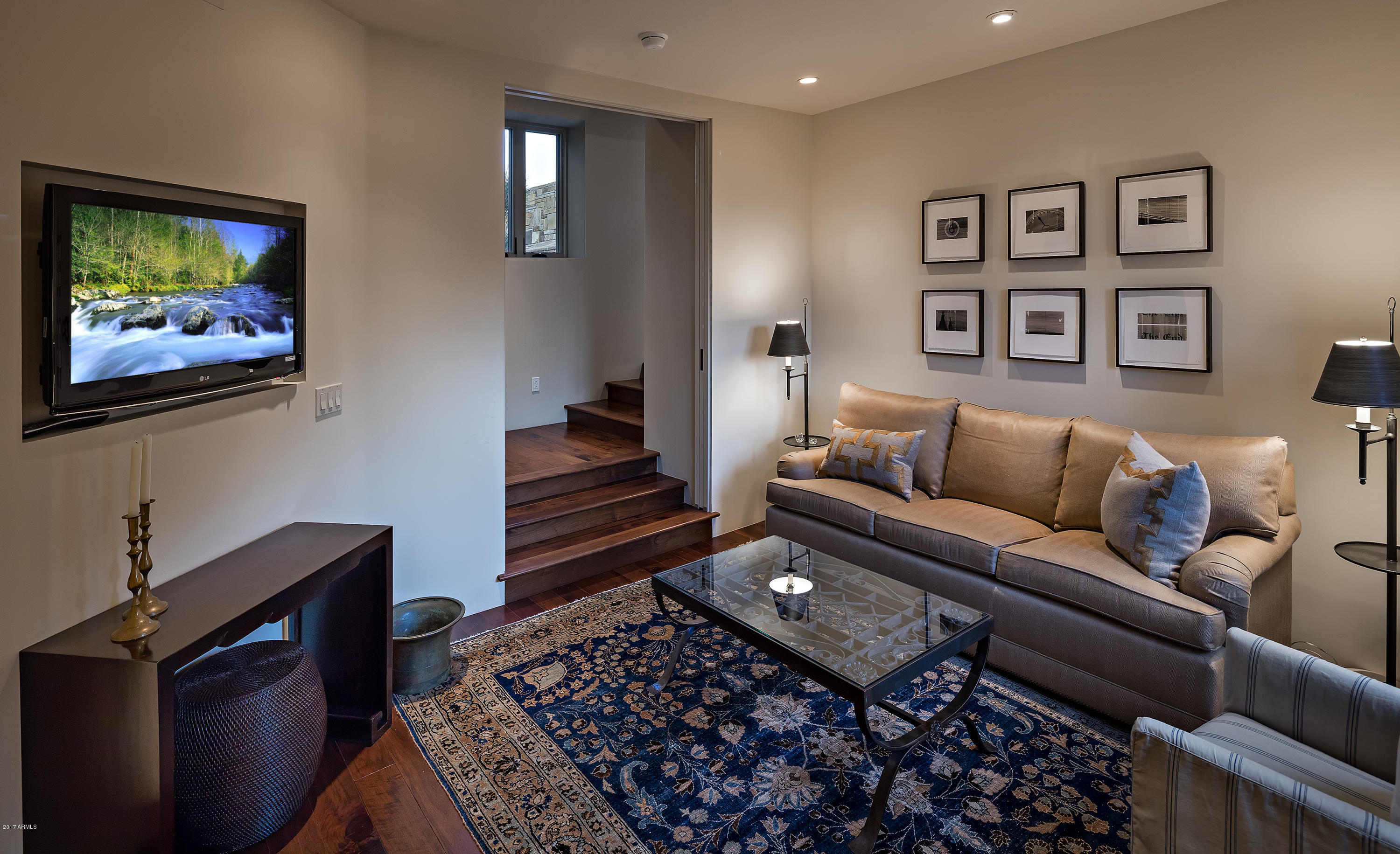 ESTANCIA - Residential