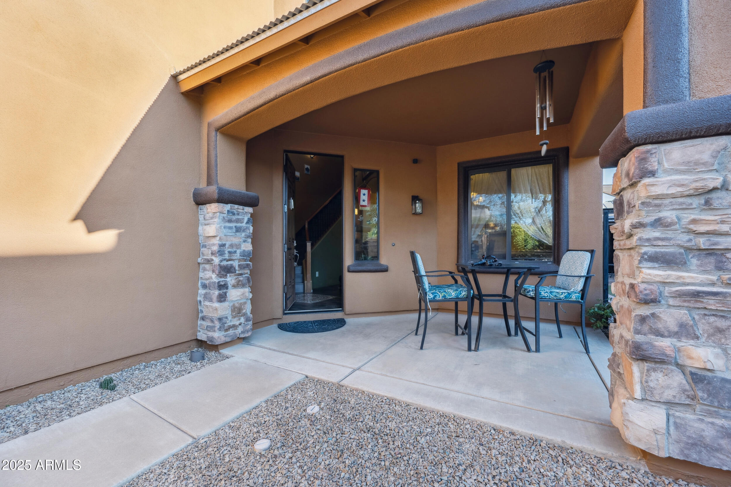 REFLECTIONS VALIENTE - Residential