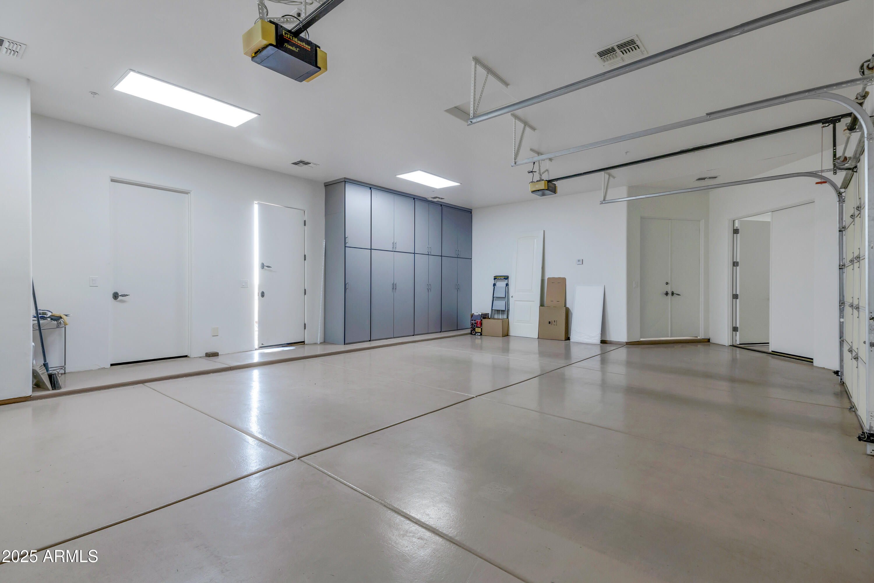 TALUS, BOULDER CREST ESTATES UNIT 3 AT TROON NORTH - Residential