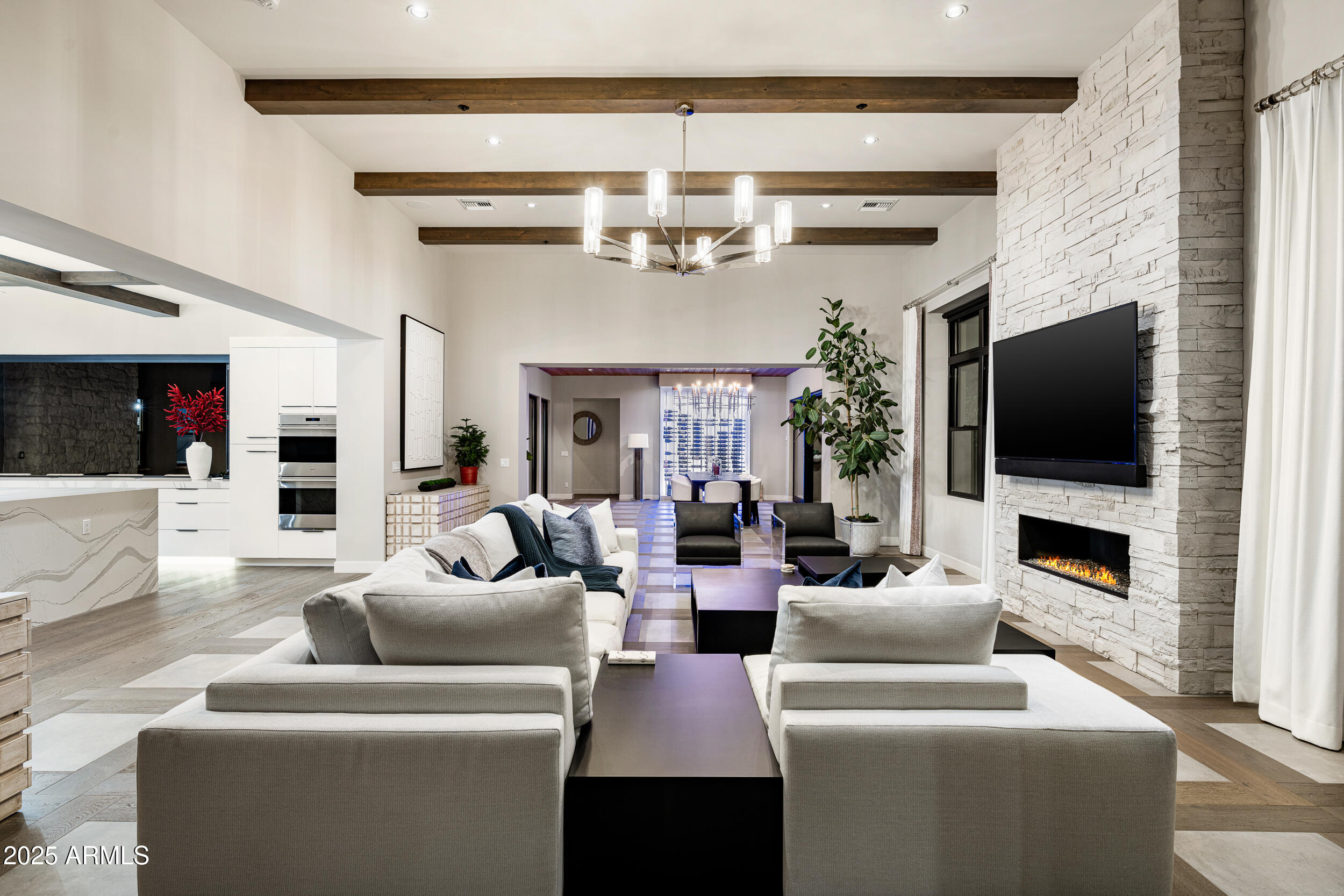 WHITE HORSE - Residential
