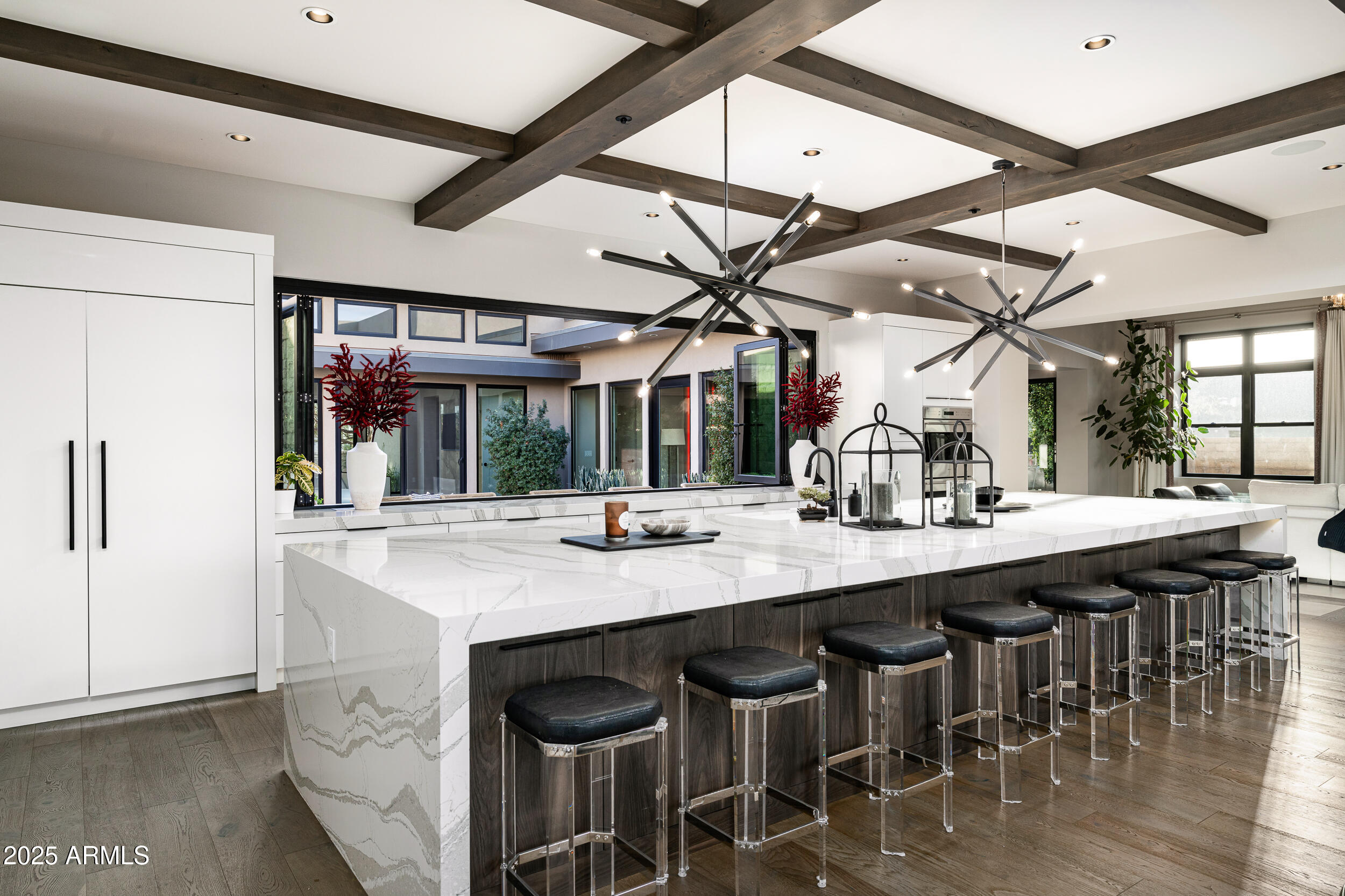 WHITE HORSE - Residential