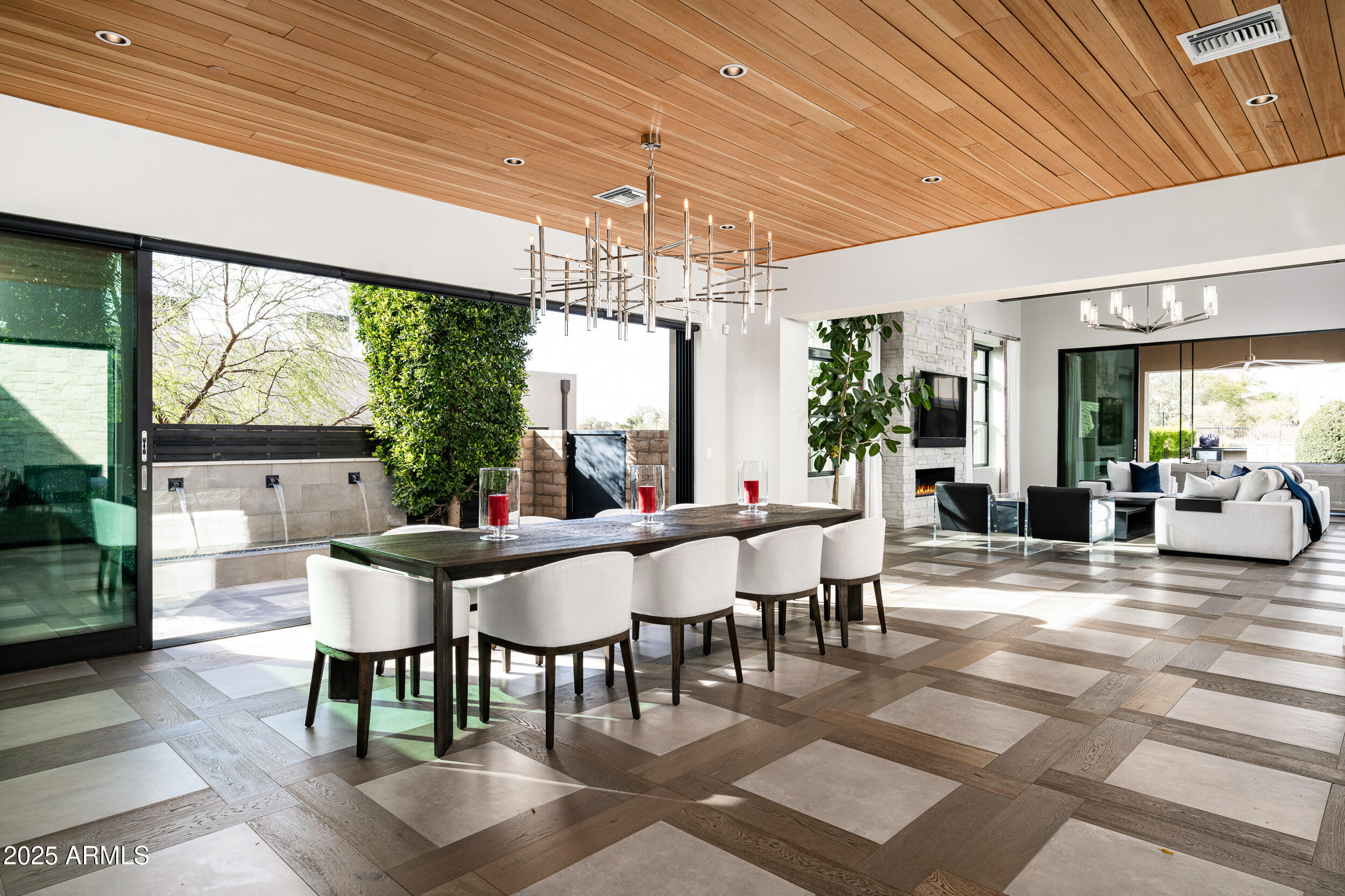 WHITE HORSE - Residential