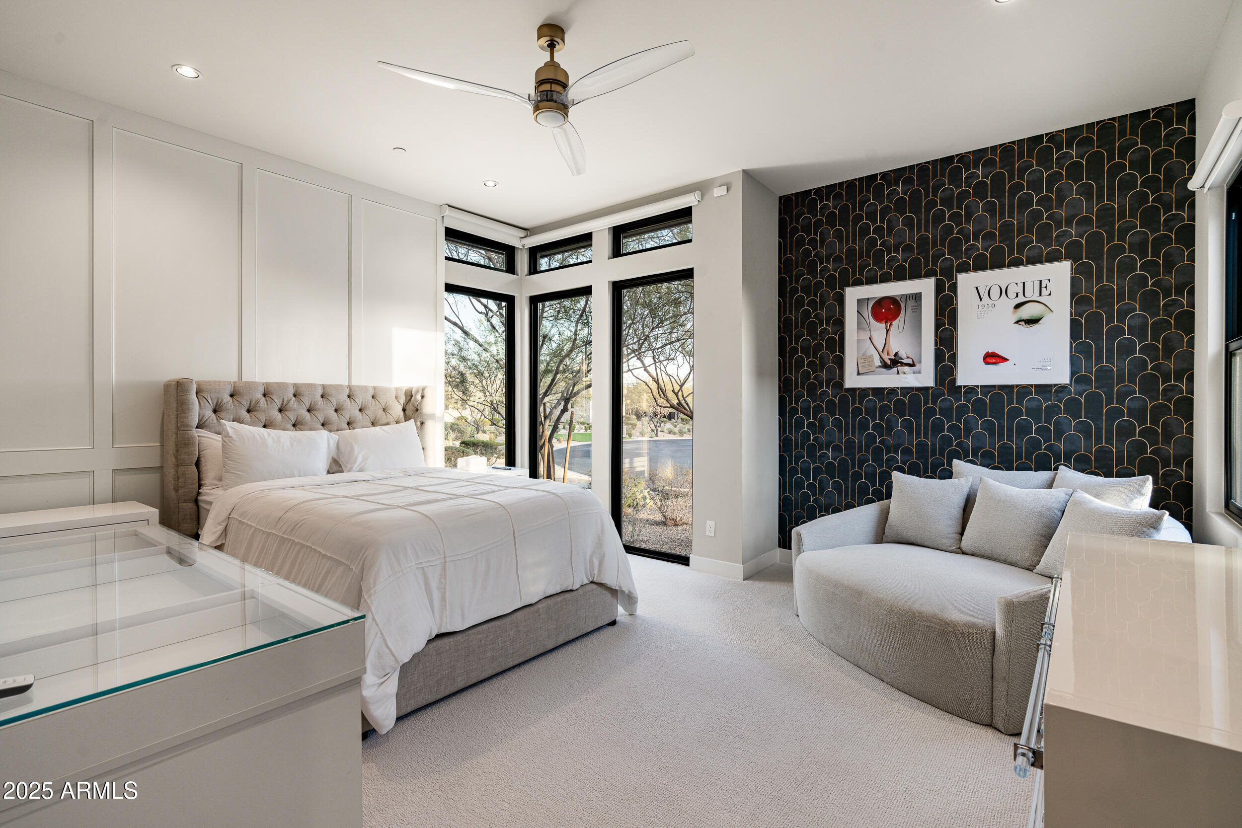 WHITE HORSE - Residential