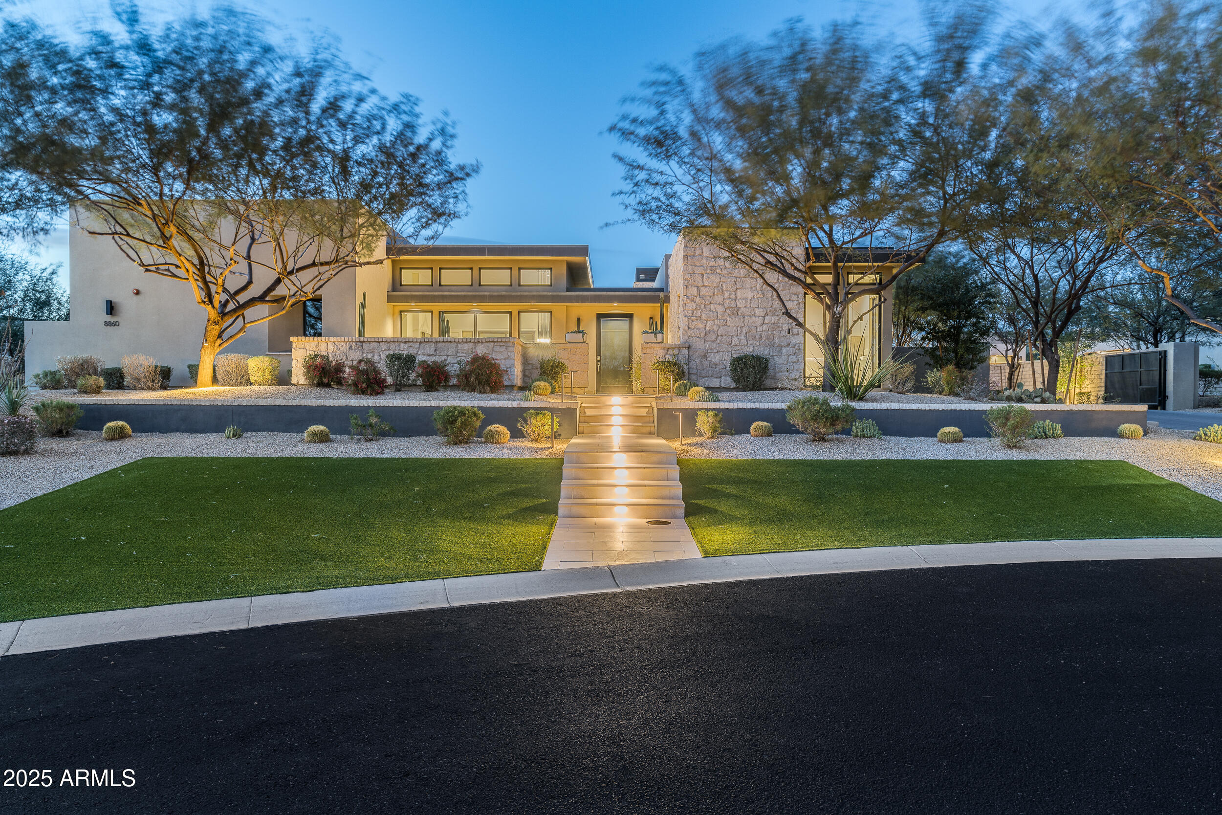 WHITE HORSE - Residential