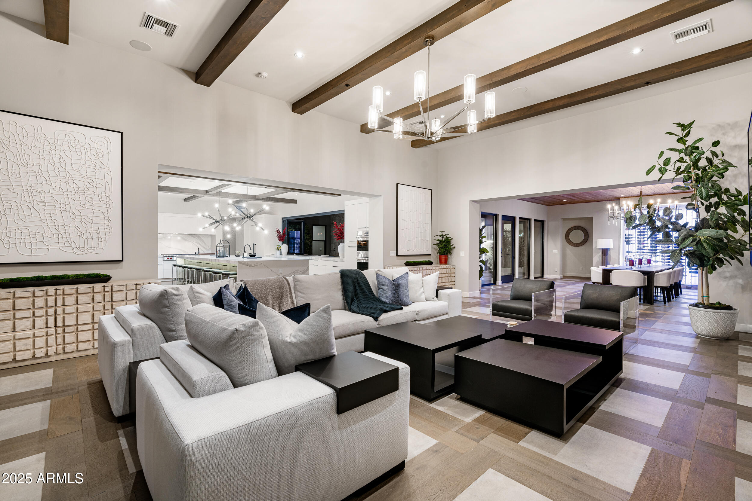 WHITE HORSE - Residential