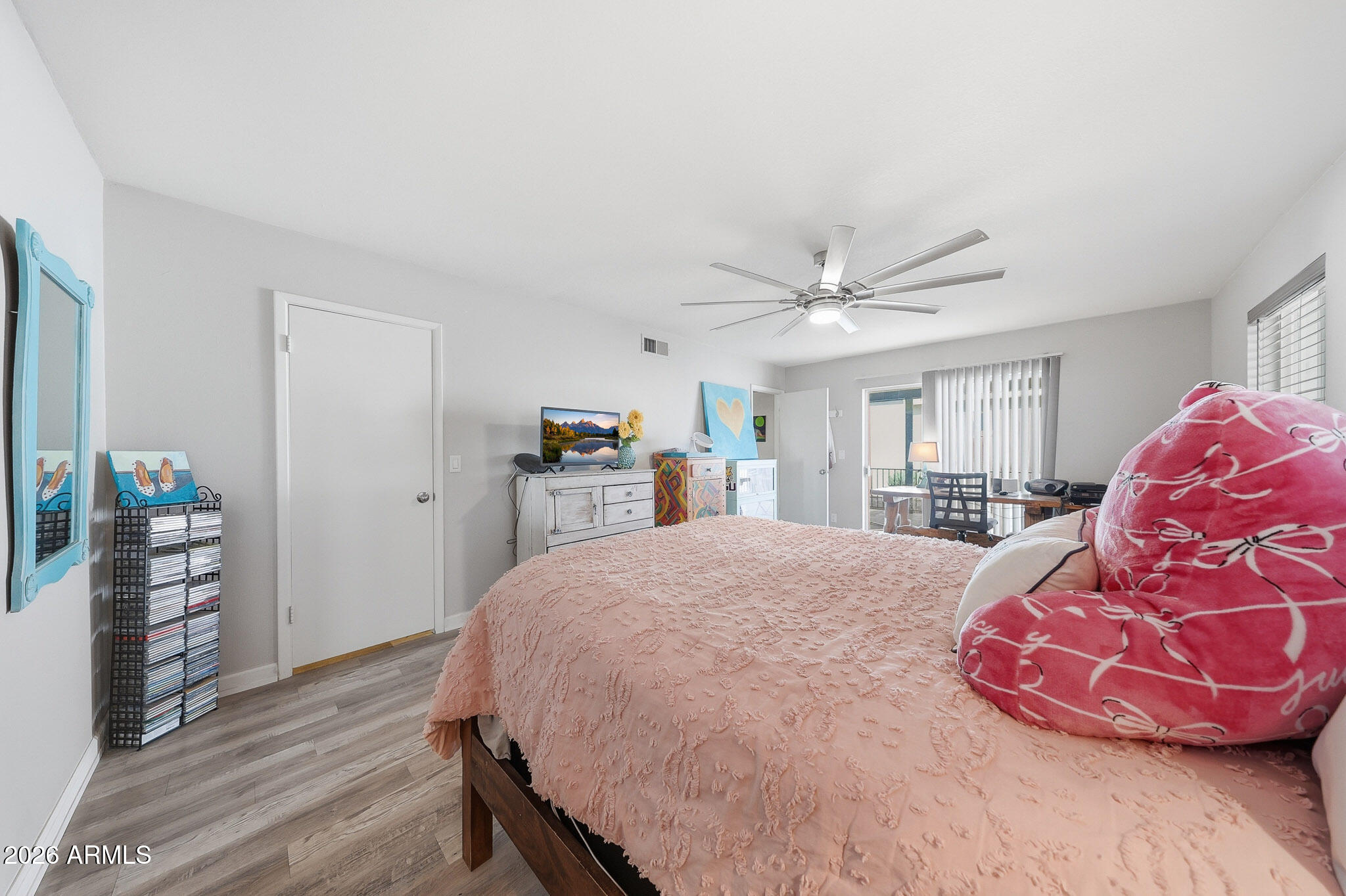 APACHE WELLS MOBILE PARK UNIT 4 - Residential