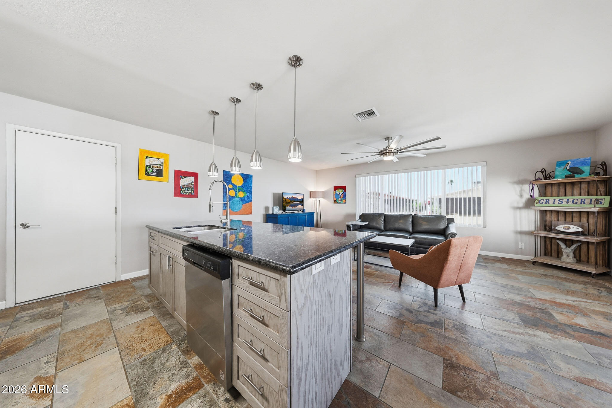 APACHE WELLS MOBILE PARK UNIT 4 - Residential