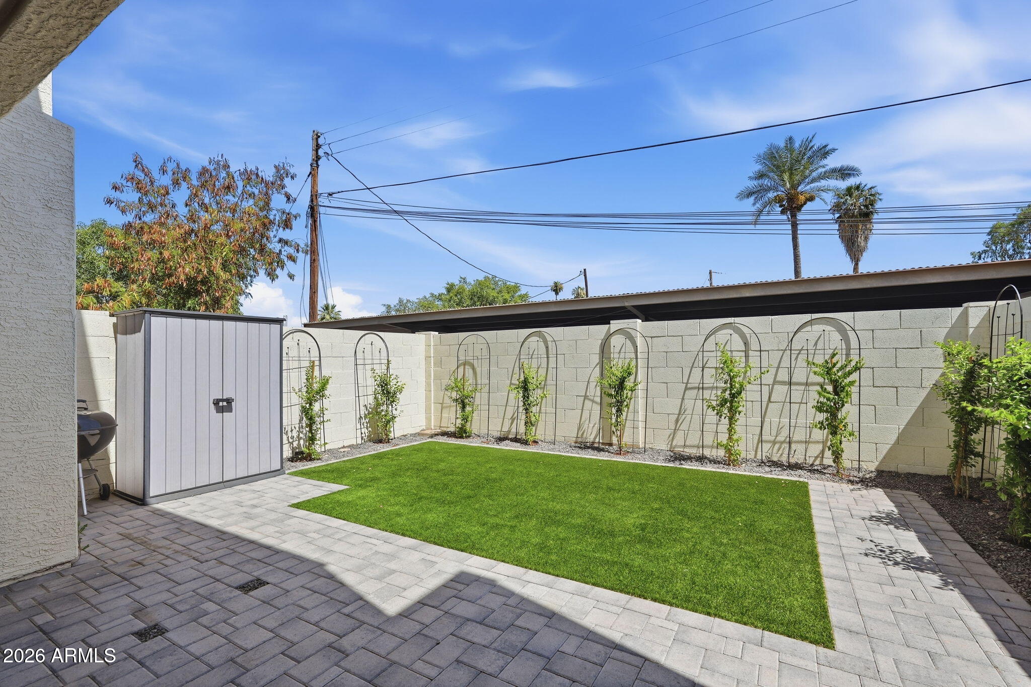 SUNRISE TOWN HOMES CONDOMINIUMS - Residential