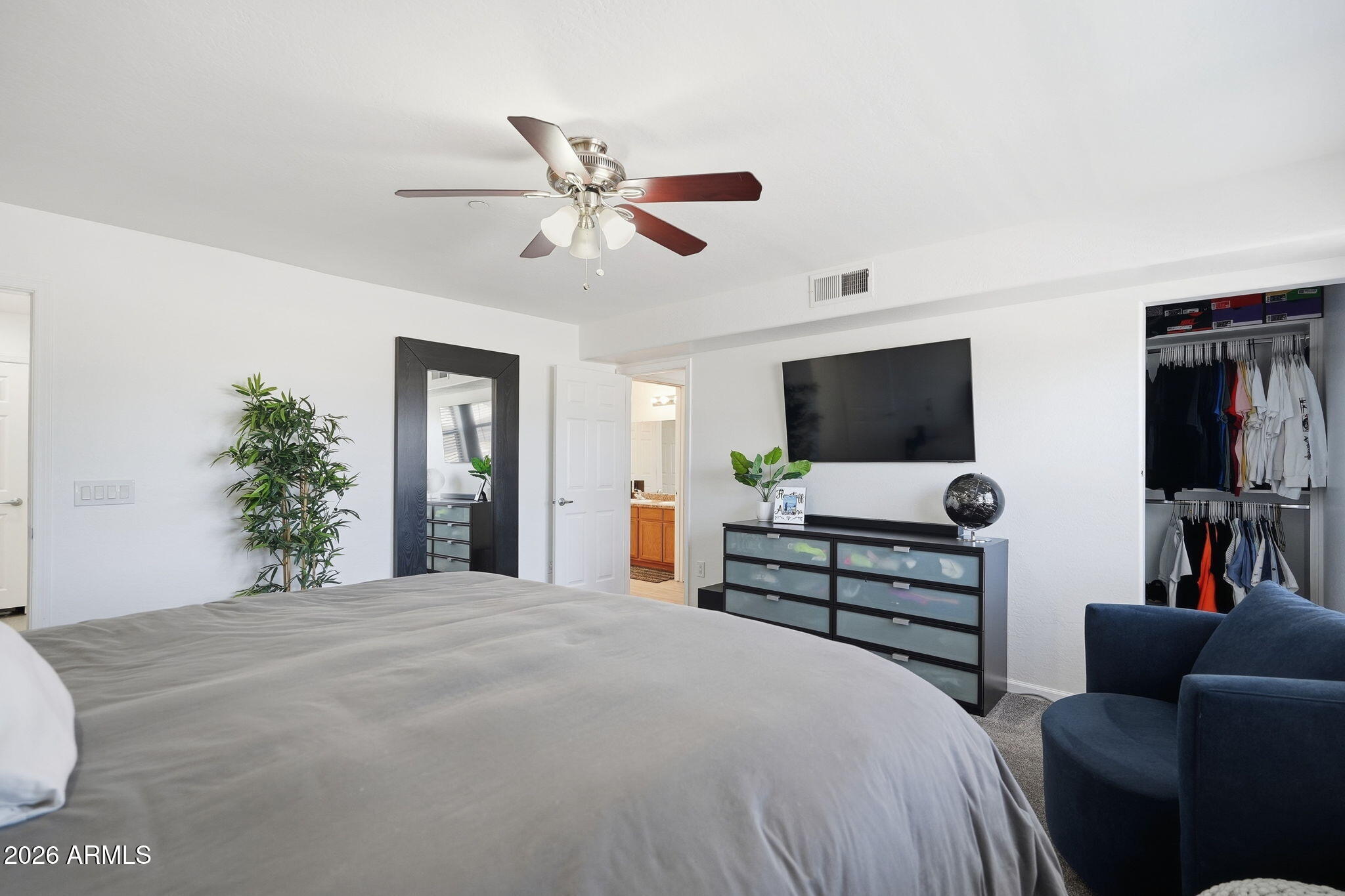 SUNRISE TOWN HOMES CONDOMINIUMS - Residential
