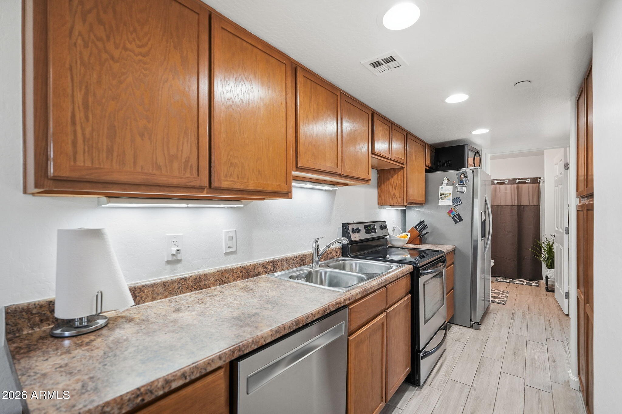 SUNRISE TOWN HOMES CONDOMINIUMS - Residential