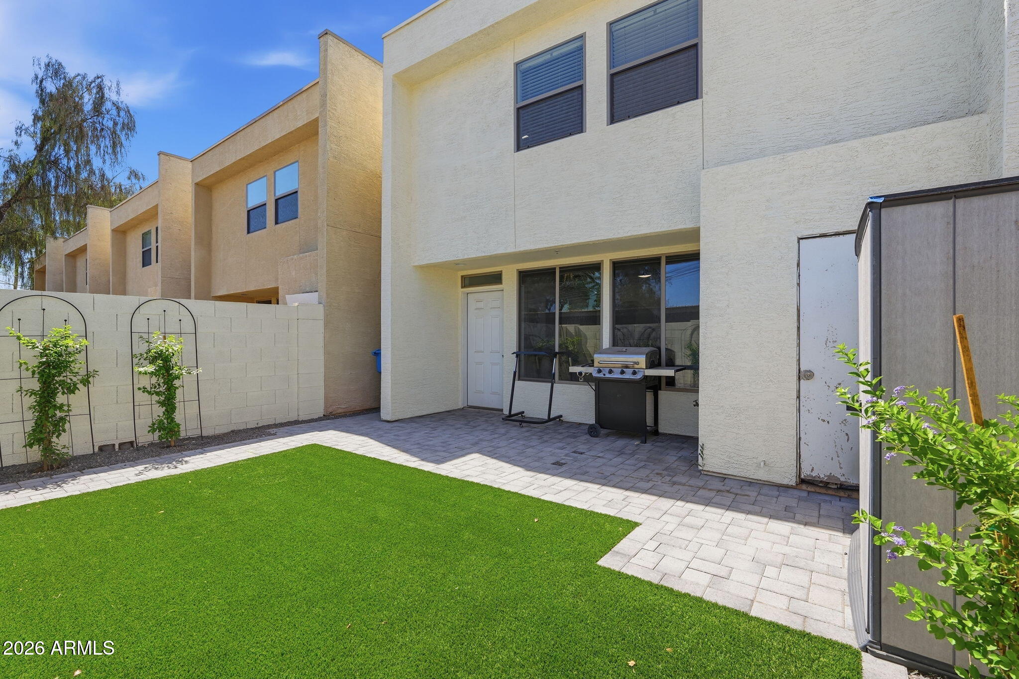 SUNRISE TOWN HOMES CONDOMINIUMS - Residential