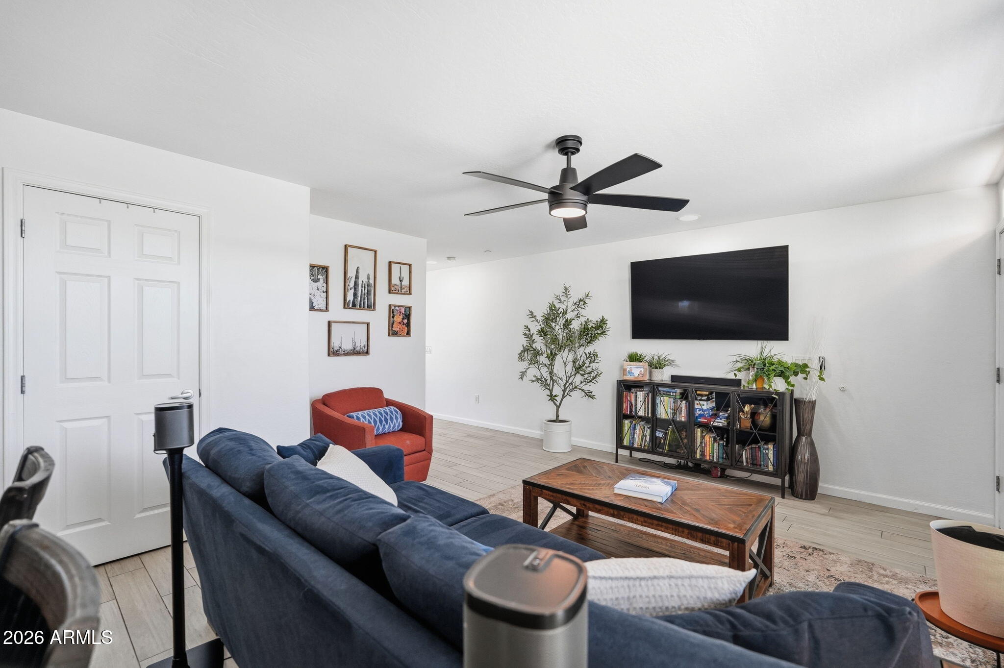SUNRISE TOWN HOMES CONDOMINIUMS - Residential