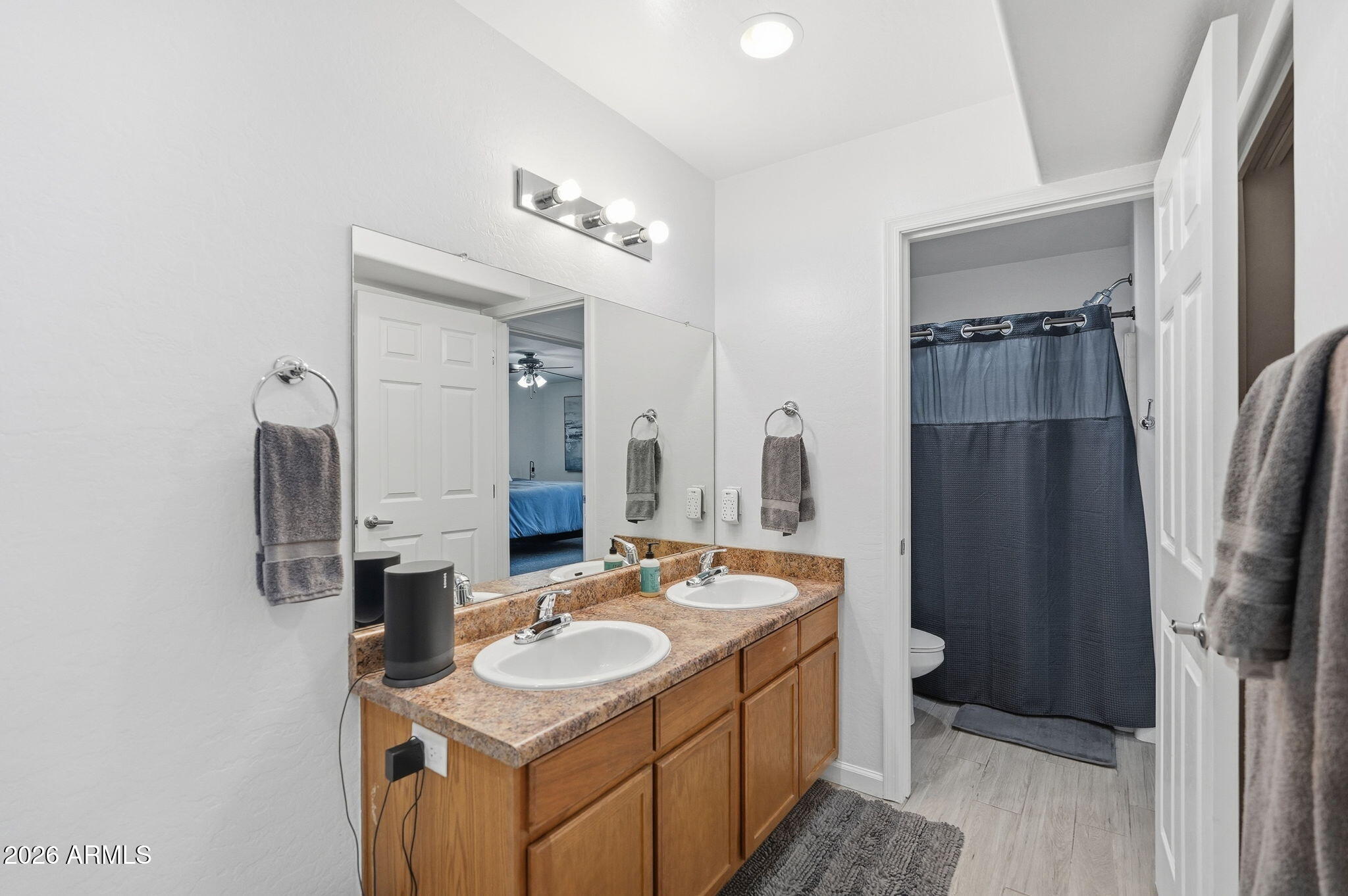 SUNRISE TOWN HOMES CONDOMINIUMS - Residential