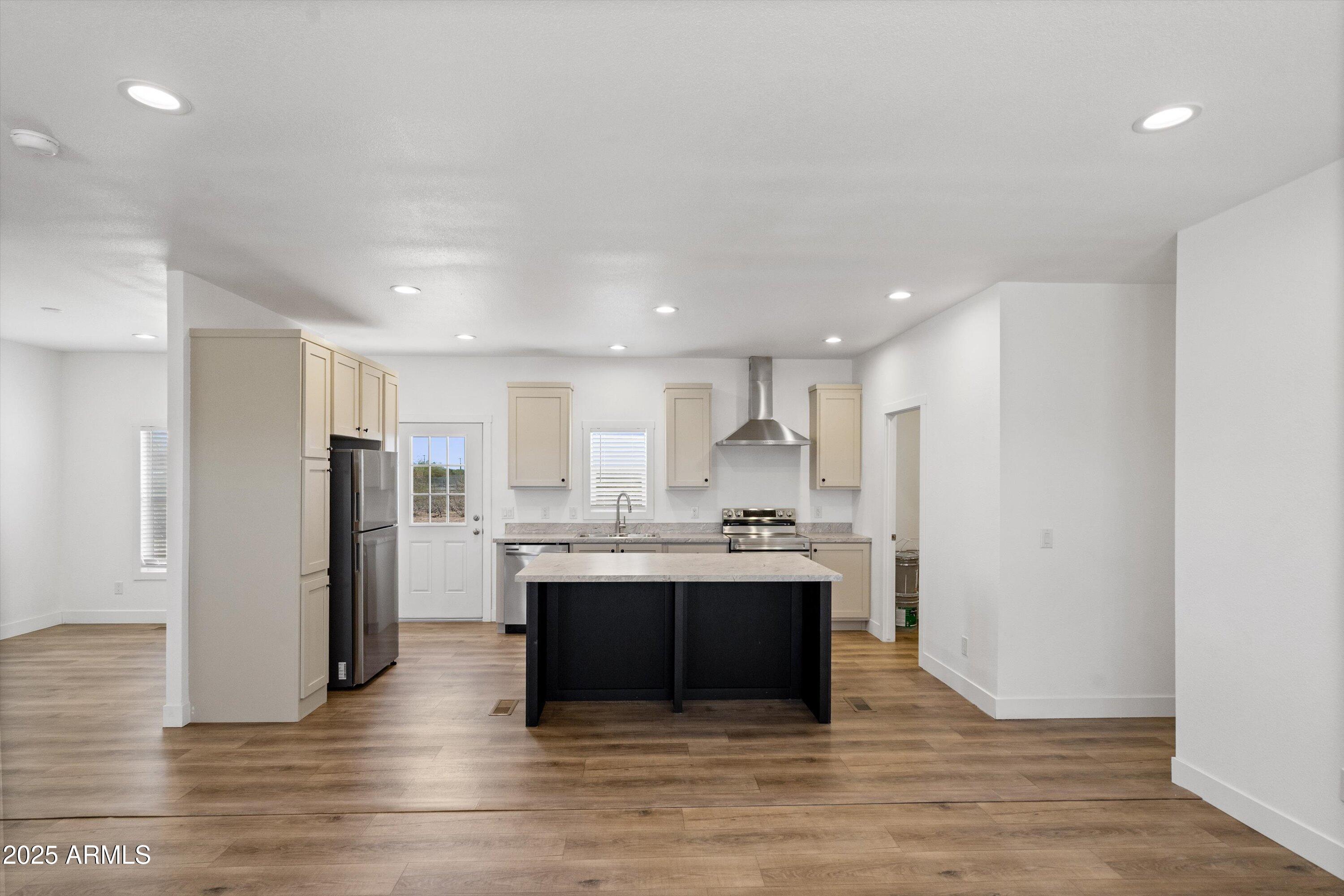 COYOTE RIDGE - Residential