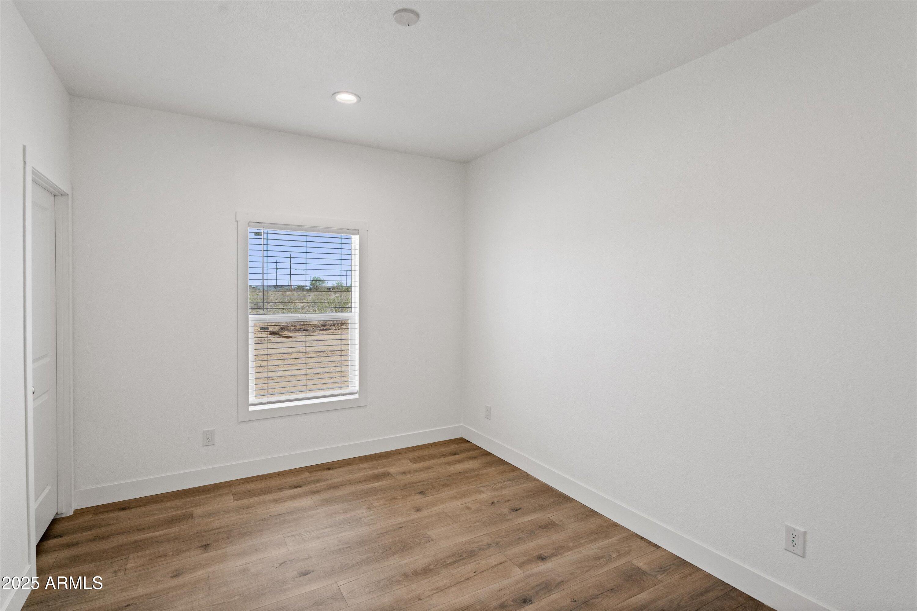 COYOTE RIDGE - Residential