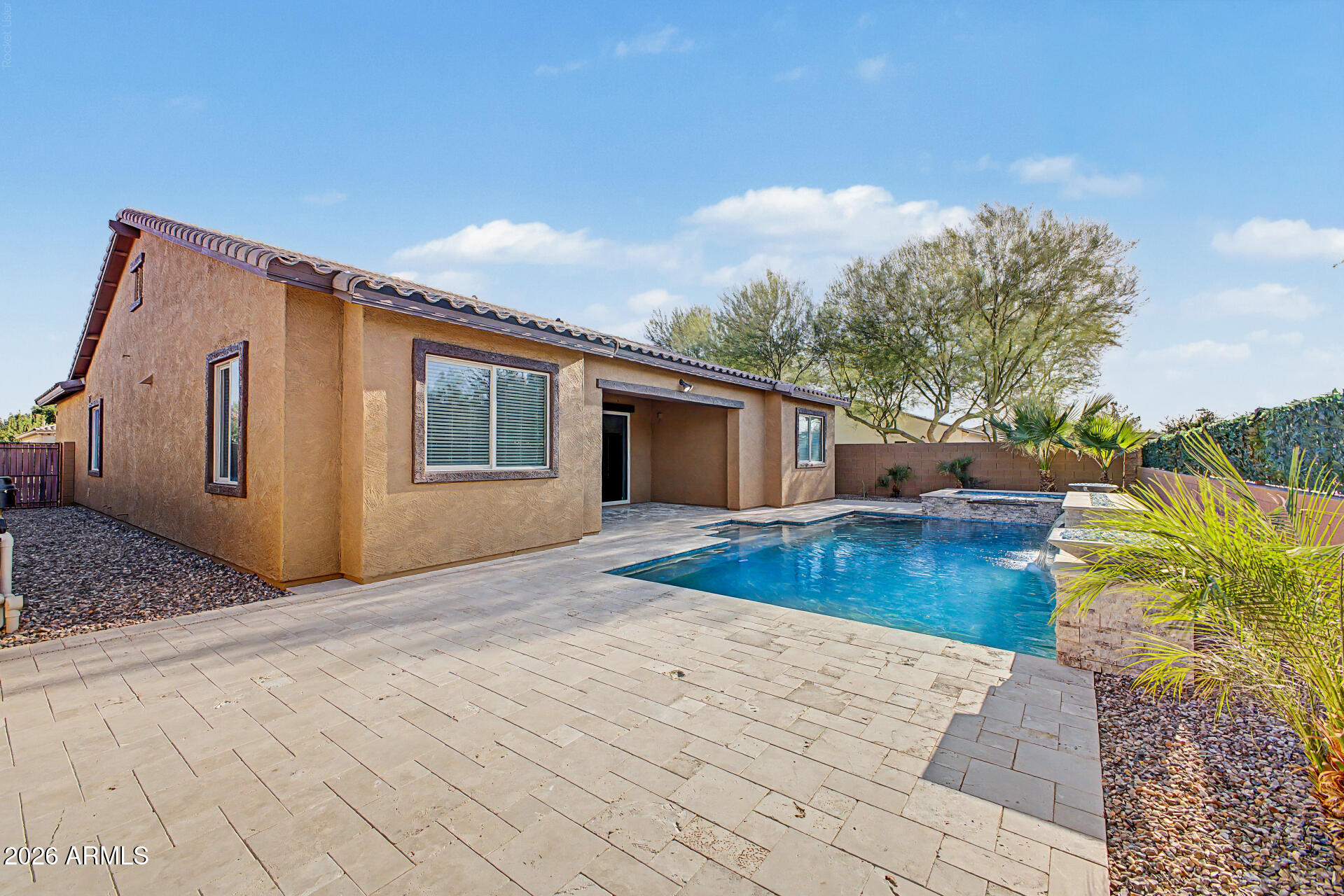 VILLAGIO - Residential