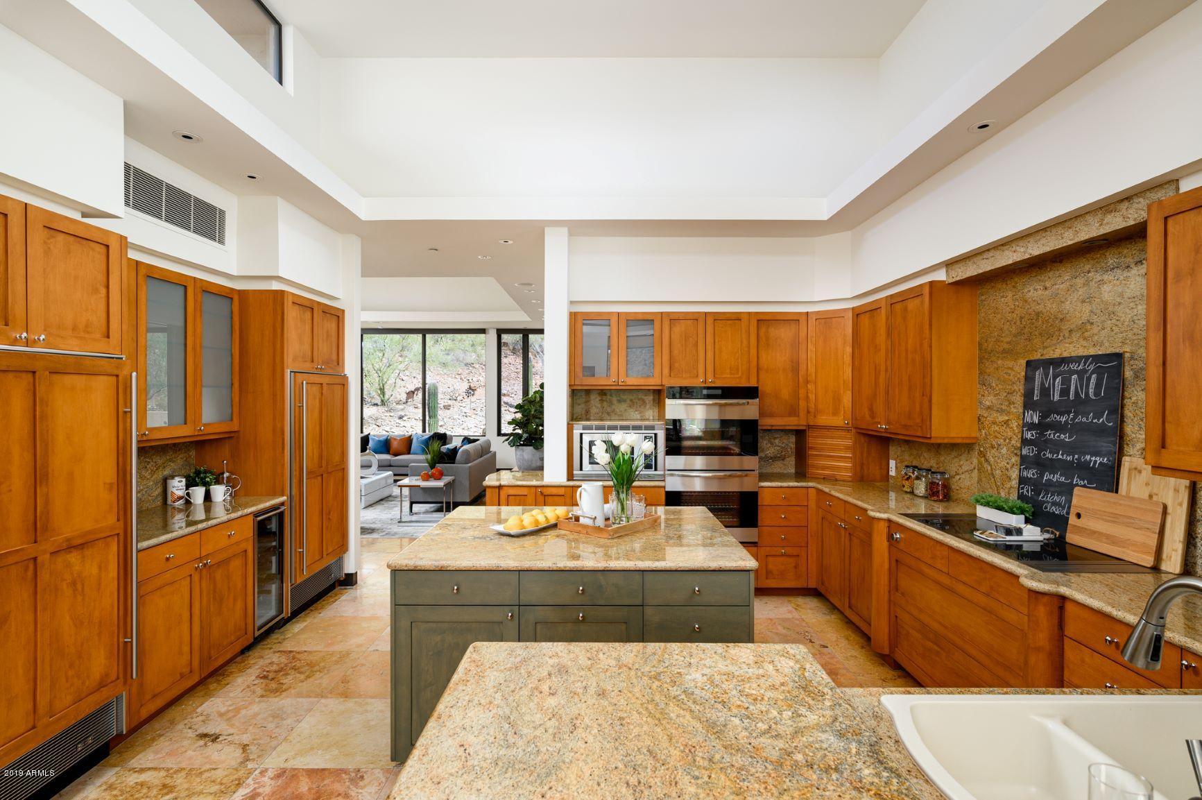 LOST CANYON - Residential