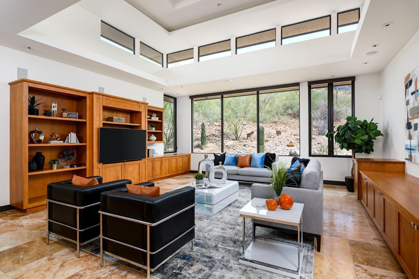 LOST CANYON - Residential