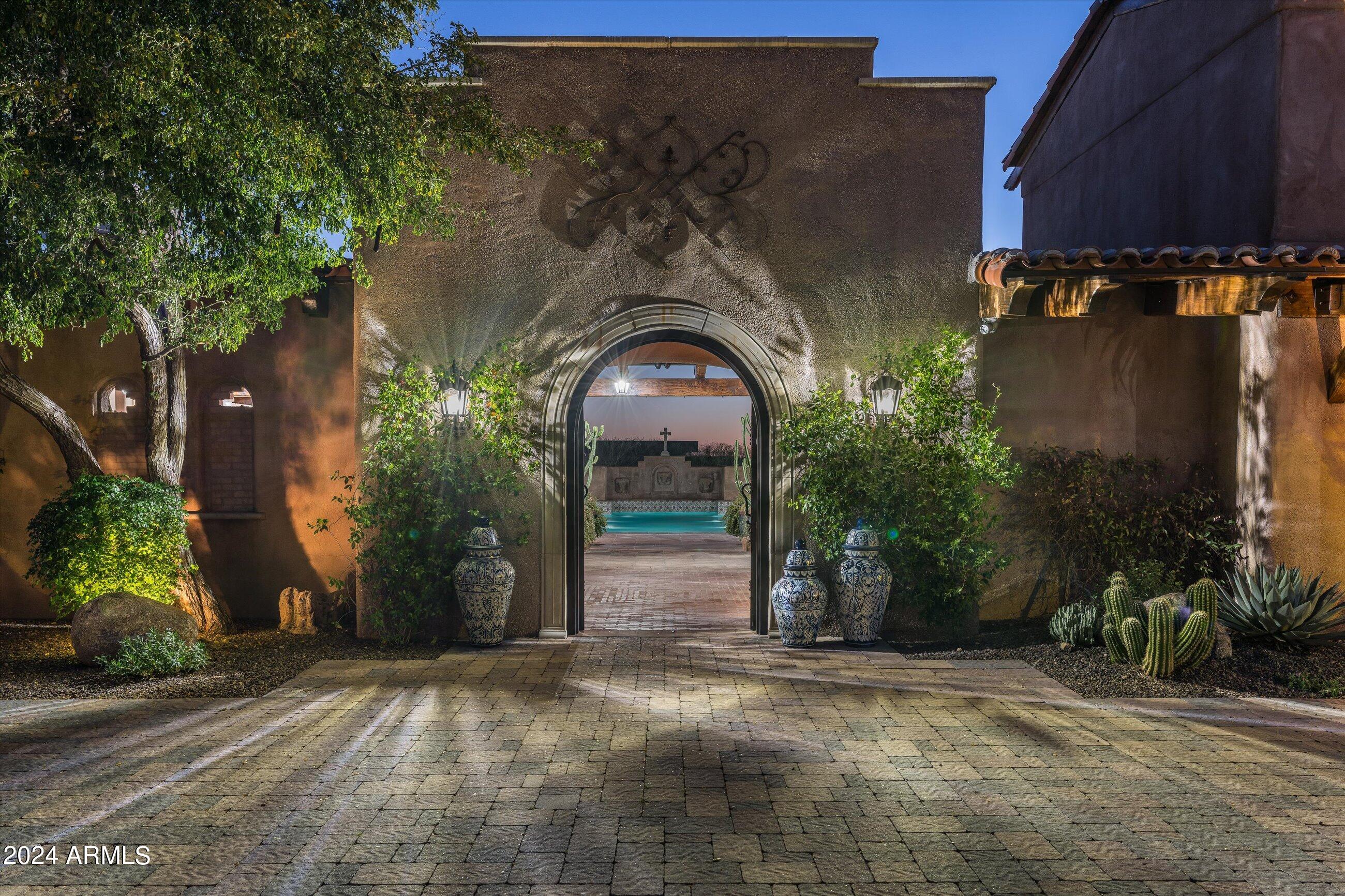 DESERT MOUNTAIN - Residential