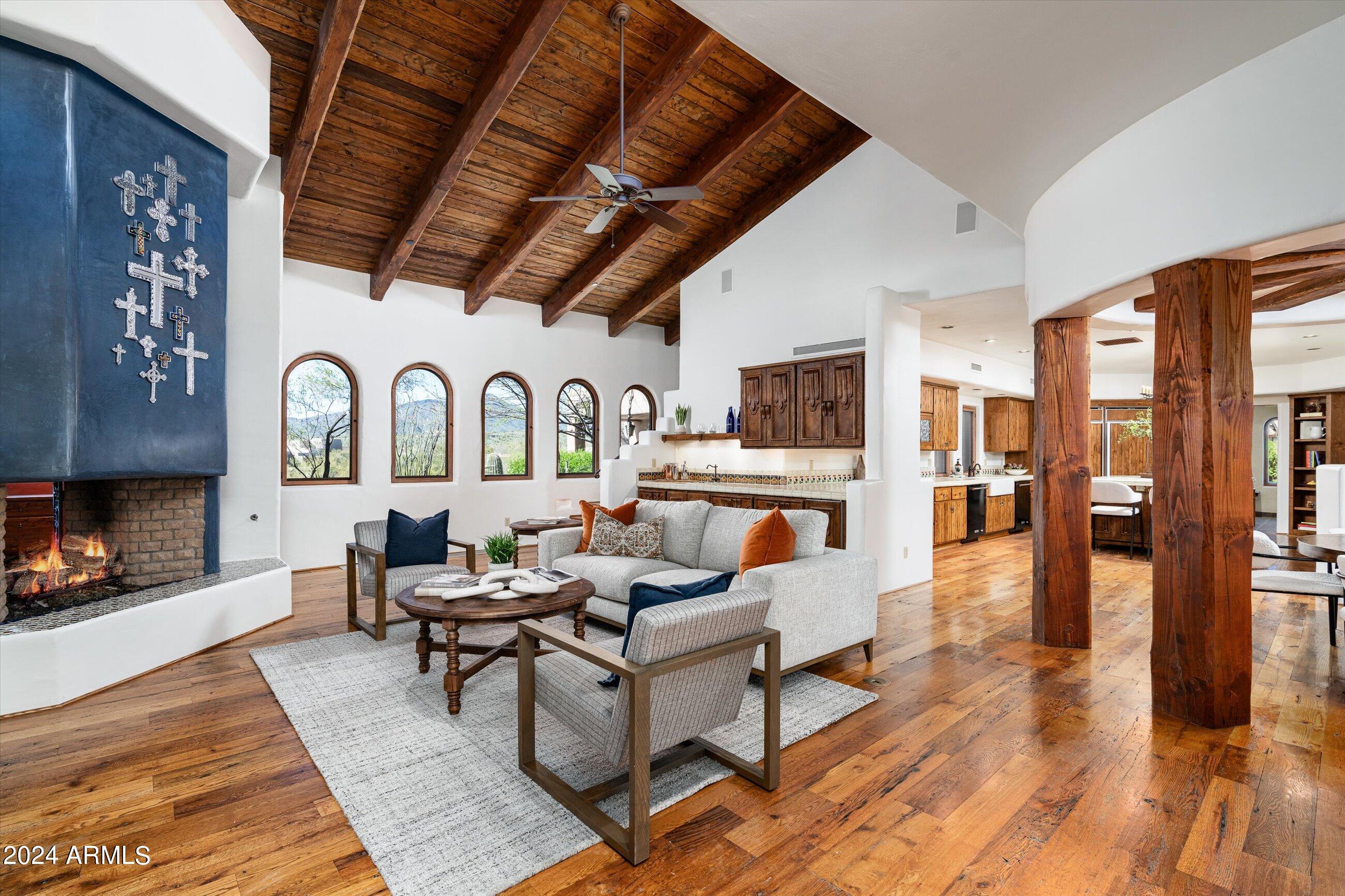 DESERT MOUNTAIN - Residential