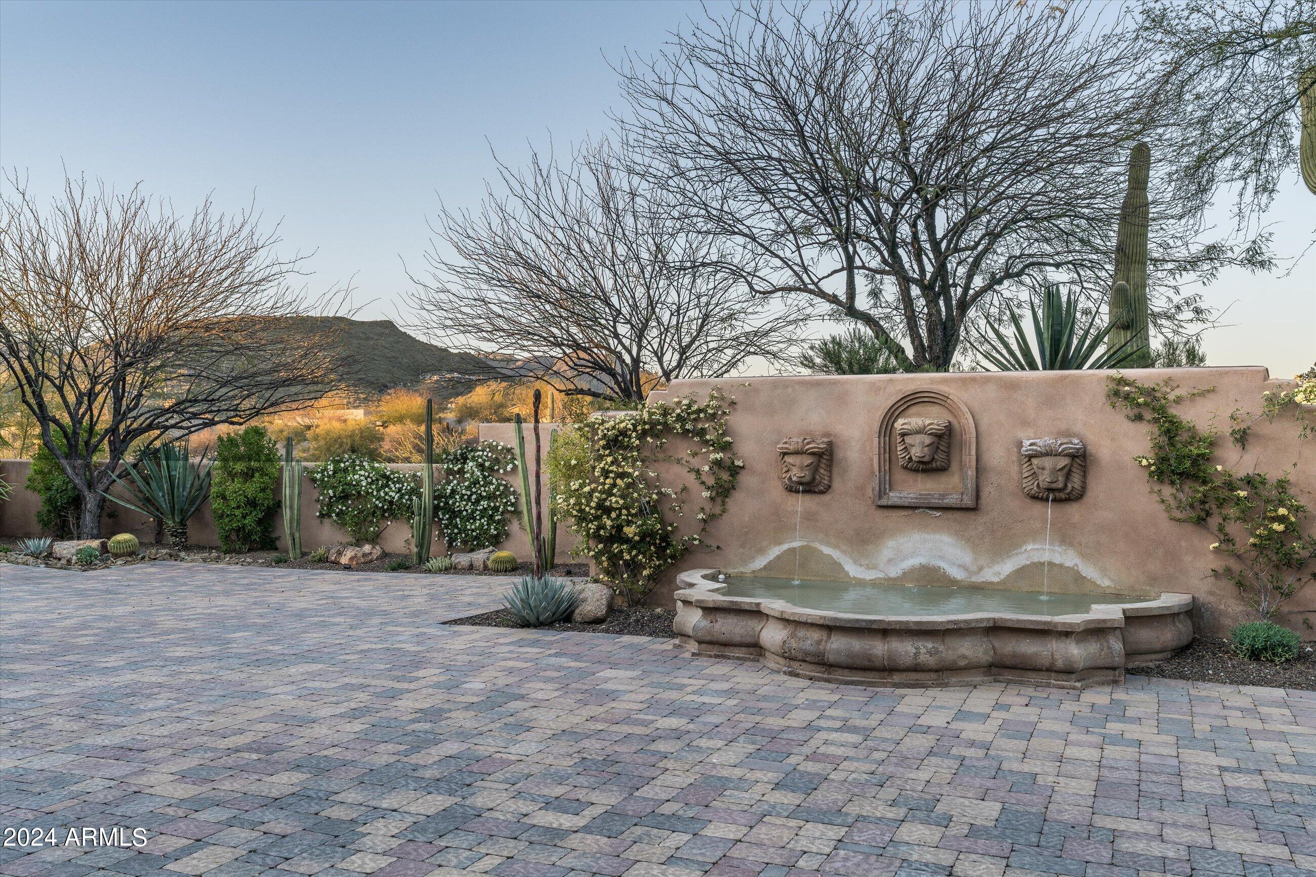 DESERT MOUNTAIN - Residential