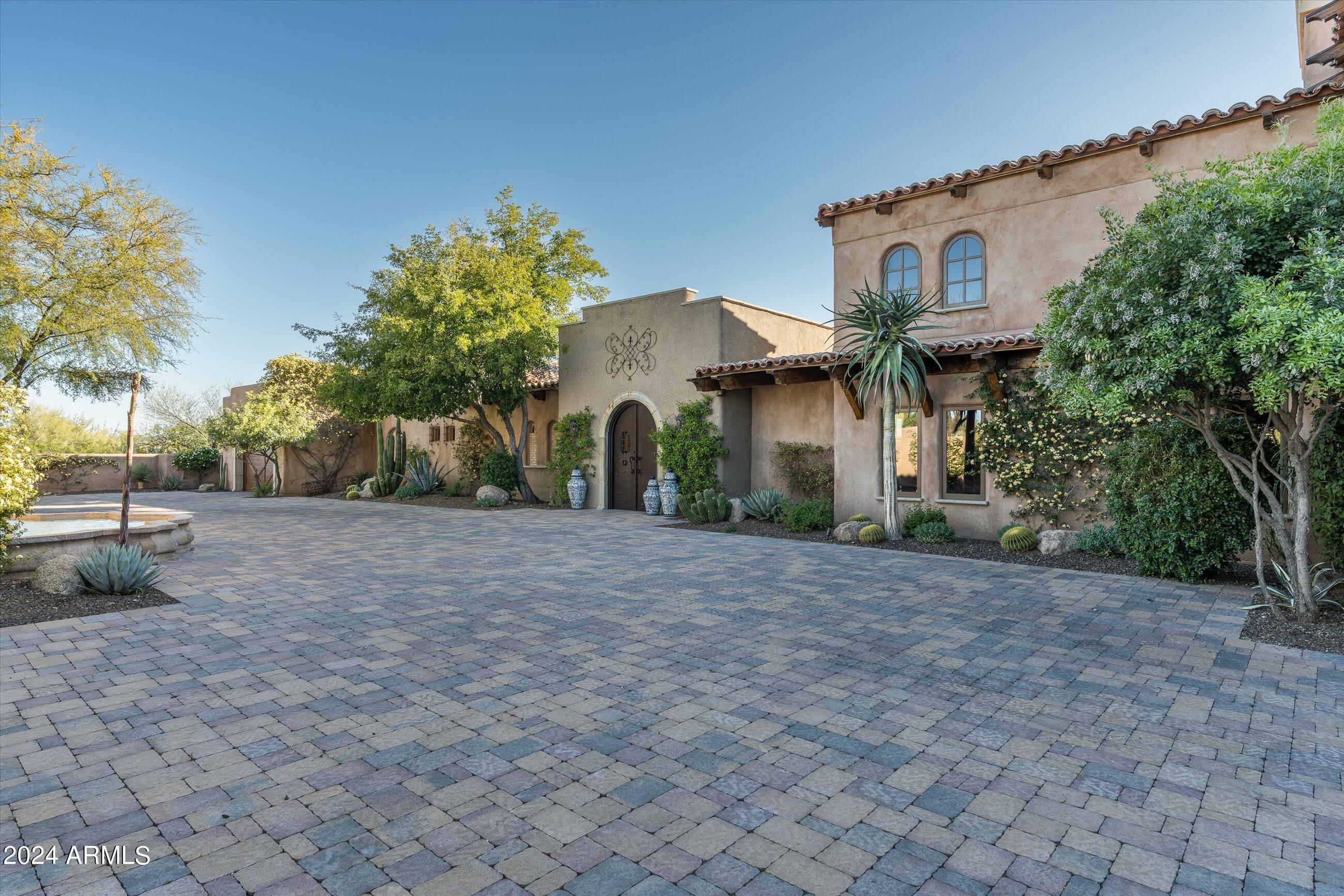DESERT MOUNTAIN - Residential