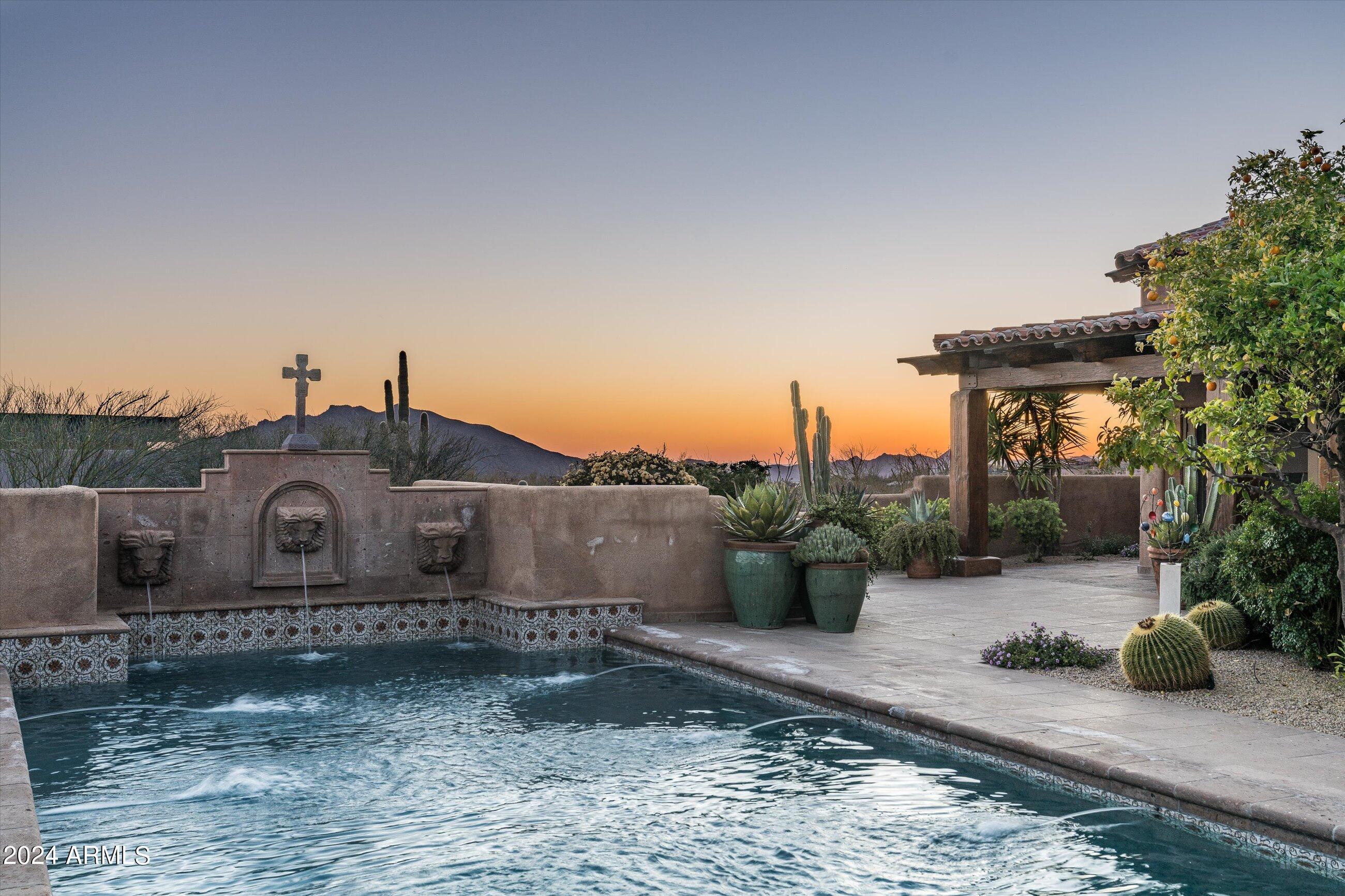 DESERT MOUNTAIN - Residential