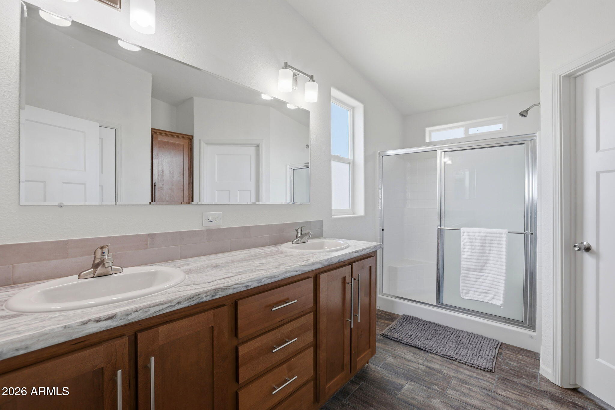 S33 T14N R2E - Residential