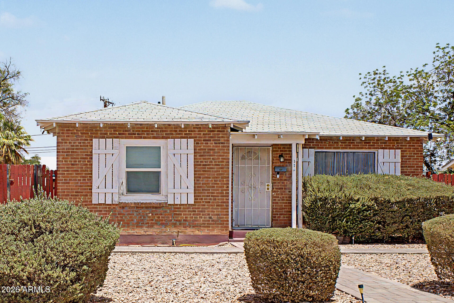 Great Location! This 2 bedrooms, 2 bathrooms brick home plus newer bonus room (2024)  and a studio apartment over the detached garage is perfect for guest or to rent out for extra income. This property  is located in downtown Coolidge and  is situated on a generously size lot  with room to grow. It features many updates: Unit A has  New Copper Pipes throughout, New Water Heater and Tub. Unit B has updated electrical system. Nice Spacious kitchen with newer countertop and backsplash. Nice flooring & windows throughout.  This home is a great choice whether you plan to live in it or use it as an investment.
Hurry this property will not last long!!!