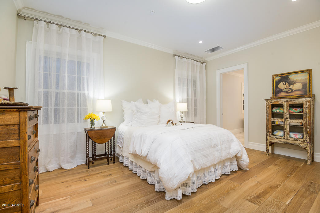 CHARNWOOD - Residential
