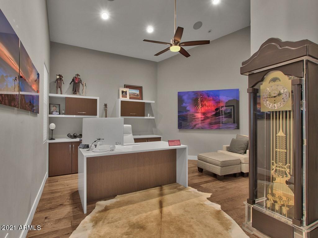 CAMELBACK HEIGHTS - Residential