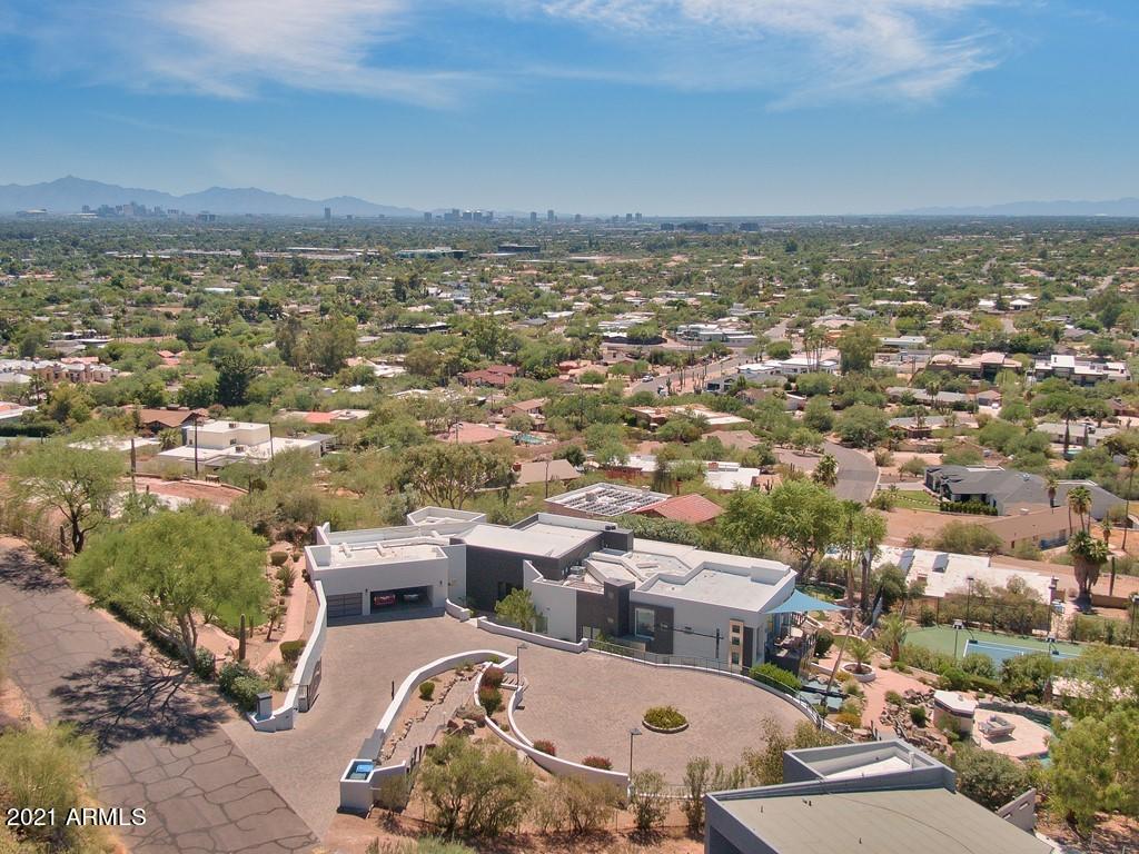 CAMELBACK HEIGHTS - Residential