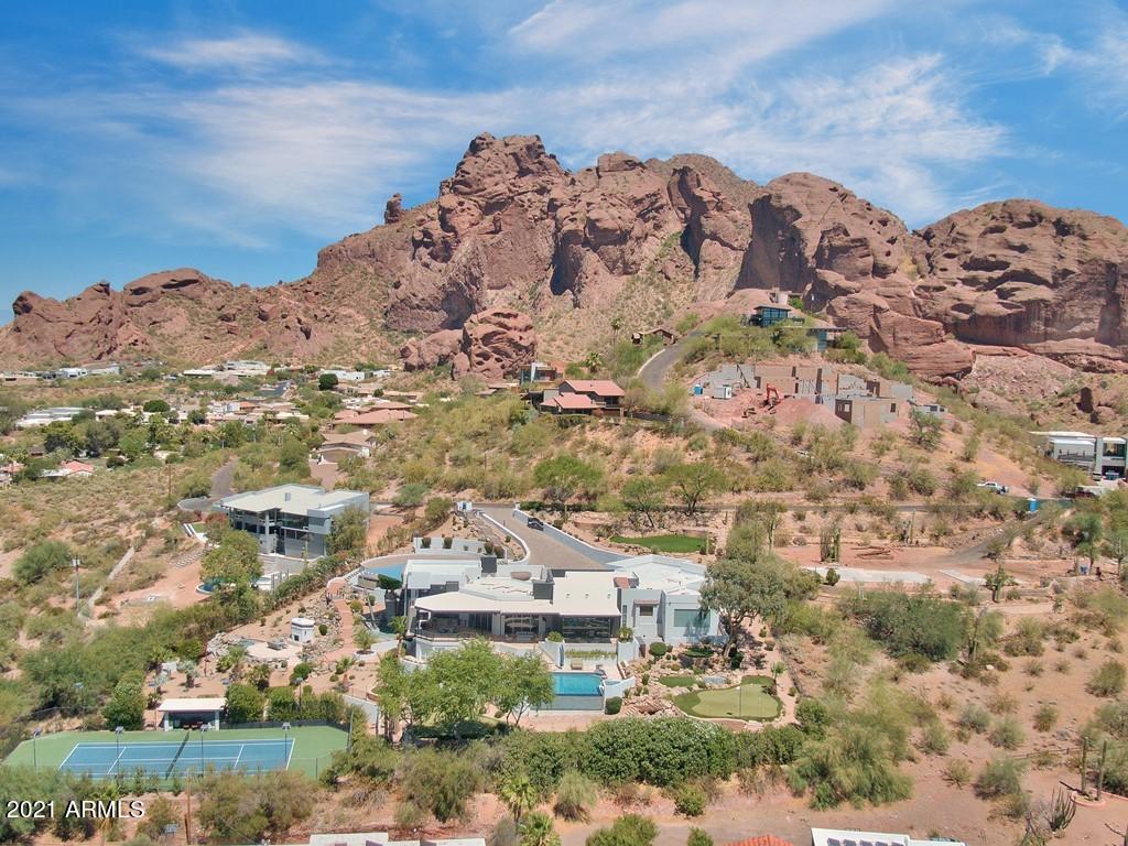 CAMELBACK HEIGHTS - Residential