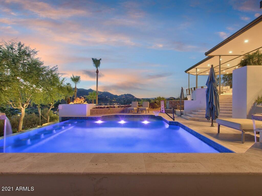 CAMELBACK HEIGHTS - Residential