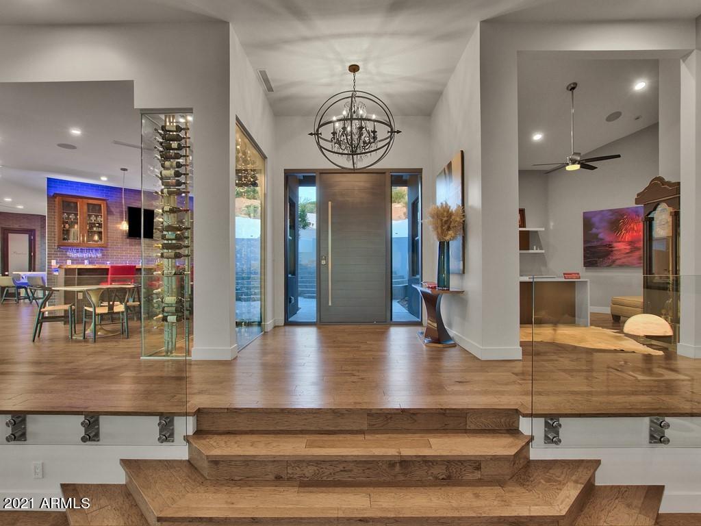CAMELBACK HEIGHTS - Residential