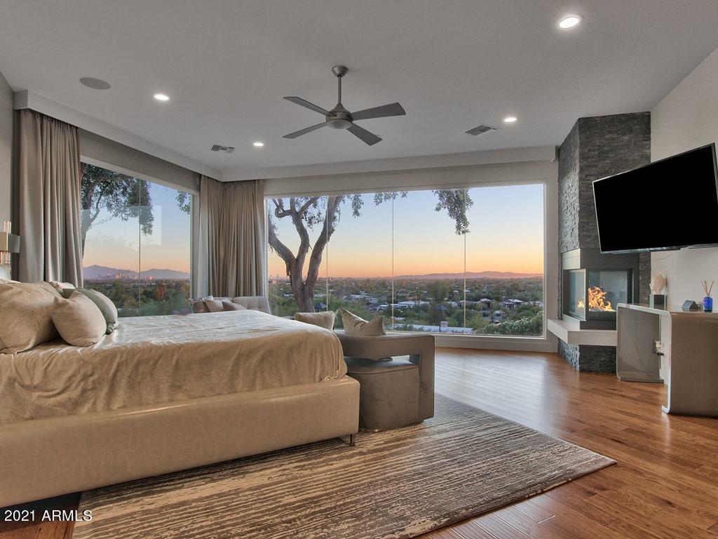 CAMELBACK HEIGHTS - Residential